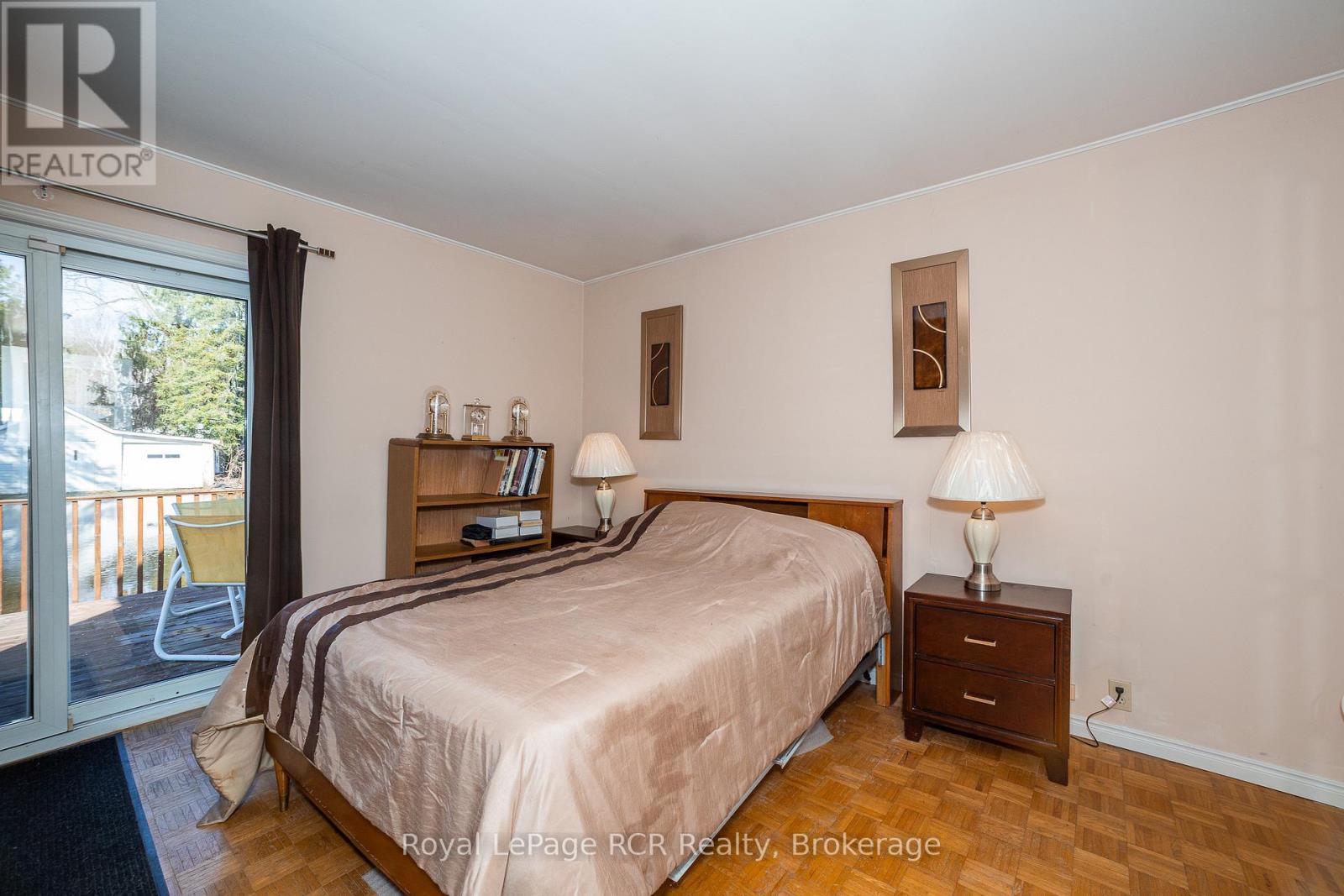 












838 6TH AVENUE W

,
Owen Sound,




Ontario
N4K5G2

