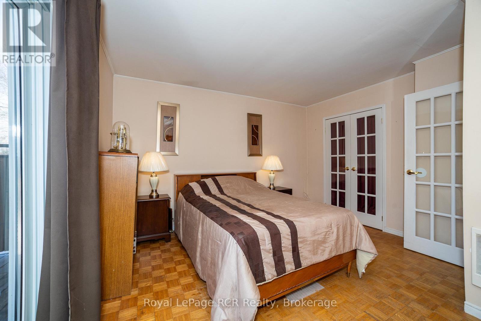 












838 6TH AVENUE W

,
Owen Sound,




Ontario
N4K5G2

