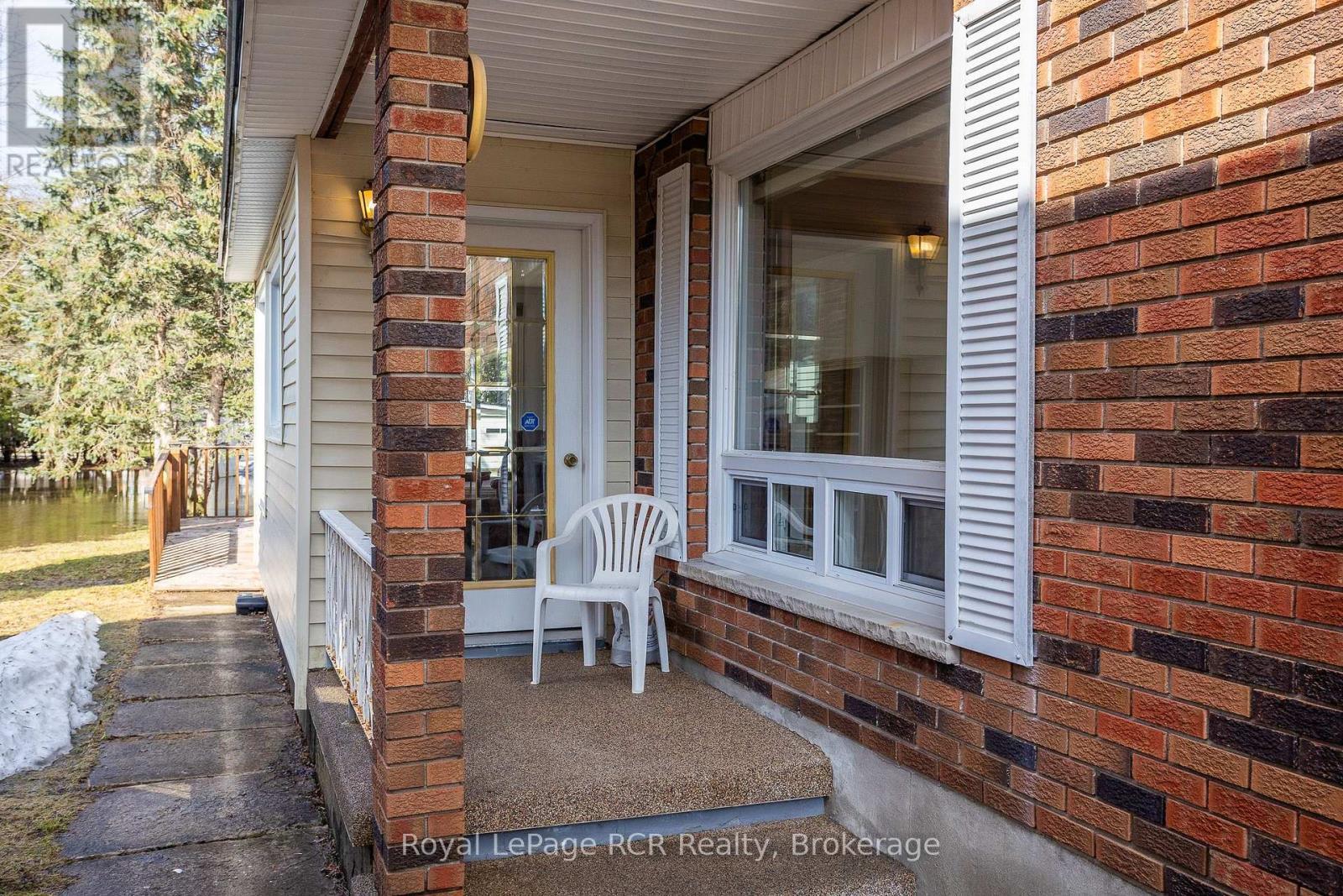 












838 6TH AVENUE W

,
Owen Sound,




Ontario
N4K5G2

