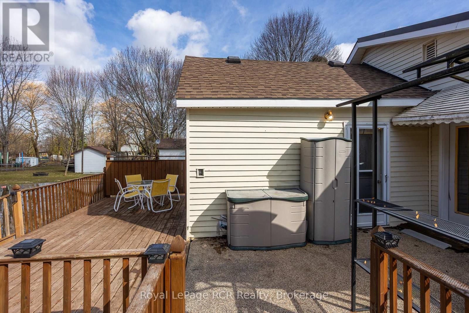 












838 6TH AVENUE W

,
Owen Sound,




Ontario
N4K5G2

