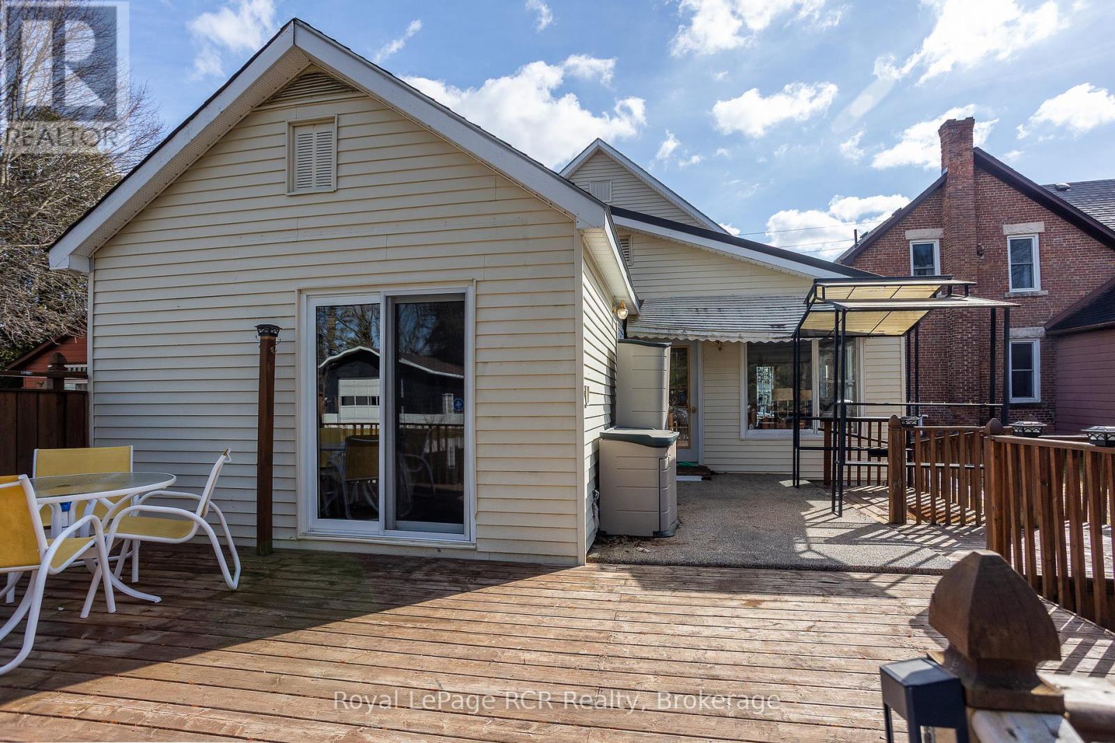 












838 6TH AVENUE W

,
Owen Sound,




Ontario
N4K5G2

