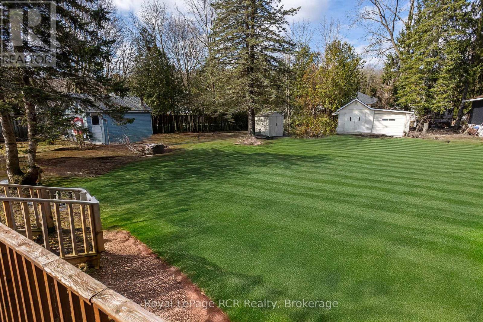 












838 6TH AVENUE W

,
Owen Sound,




Ontario
N4K5G2

