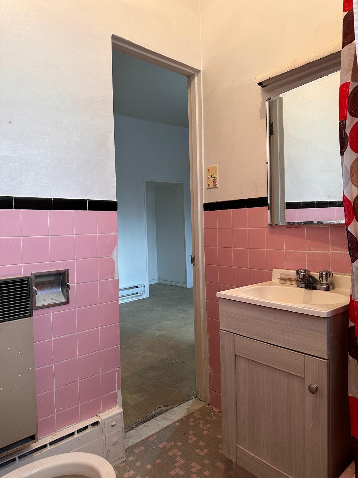 









4409


Rue Beaubien E.

,
Montréal (Rosemont/La Petite-Patrie),




QC
H1T1T2

