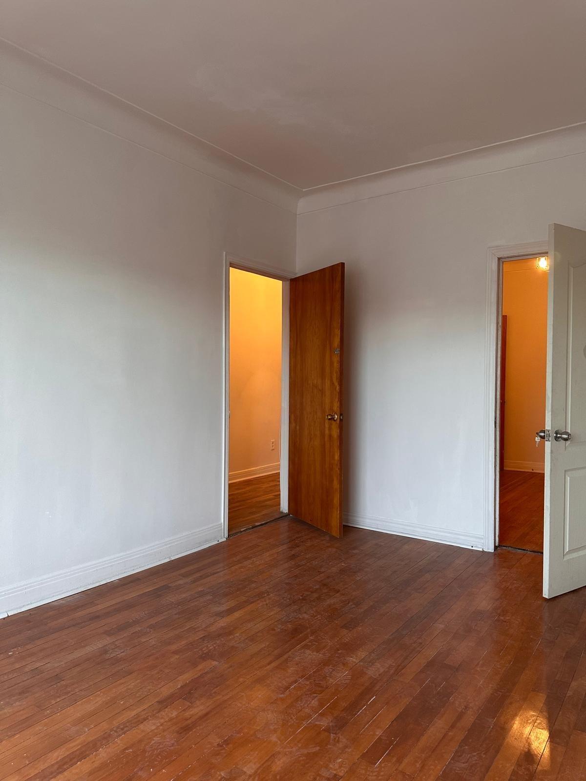 









4409


Rue Beaubien E.

,
Montréal (Rosemont/La Petite-Patrie),




QC
H1T1T2

