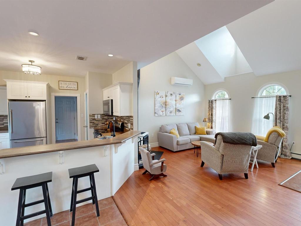 












31 Cameron Drive

,
Melvern Square,




NS
B0P 1R0

