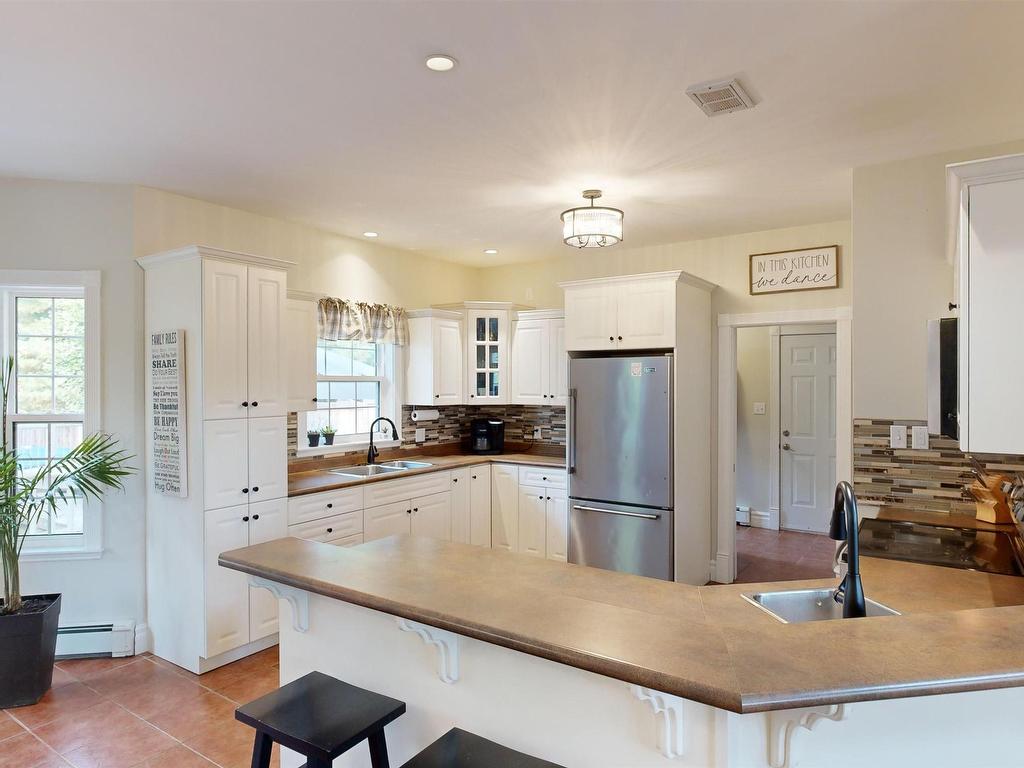 












31 Cameron Drive

,
Melvern Square,




NS
B0P 1R0

