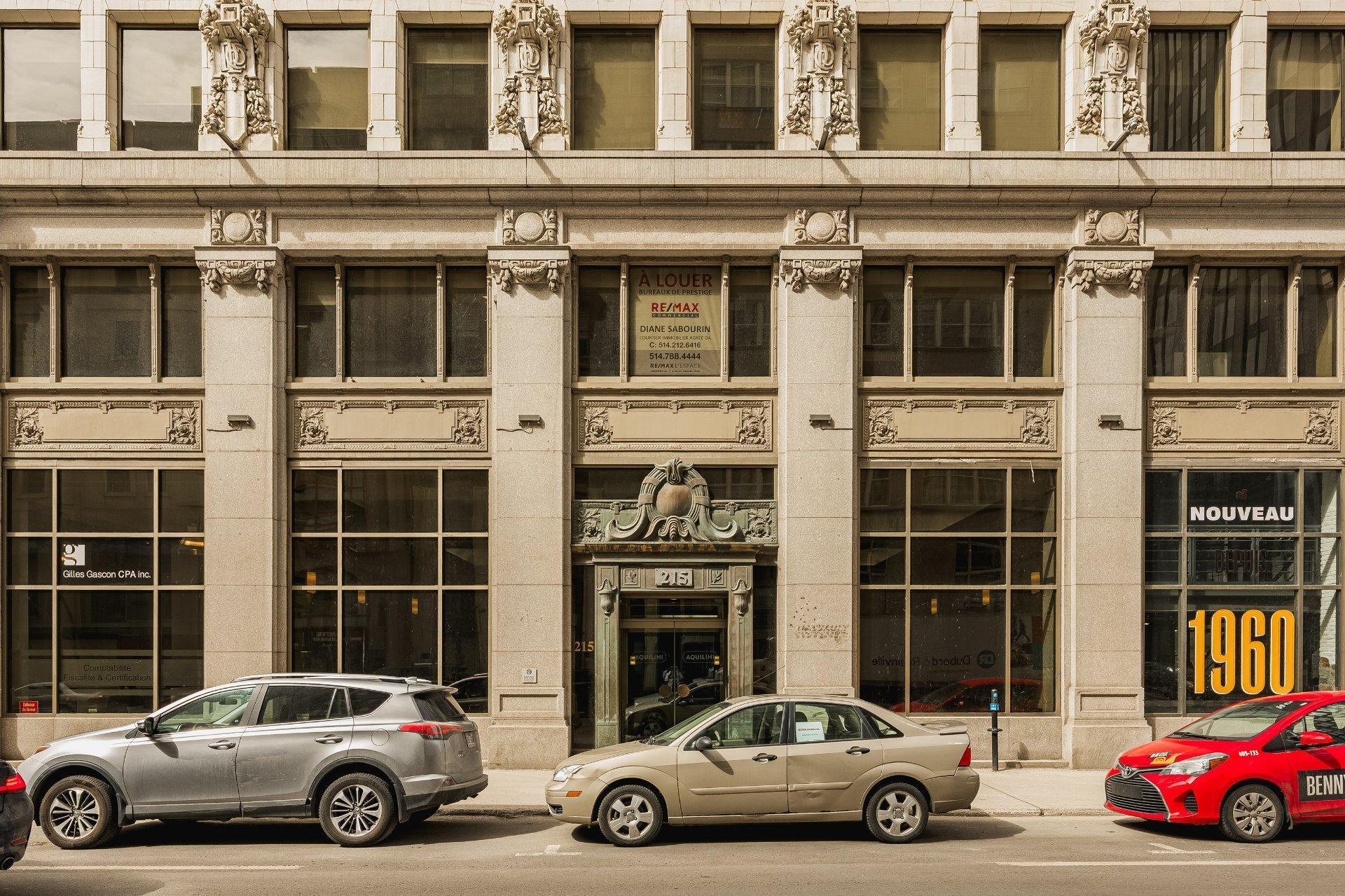 









215


Rue St-Jacques

, 700-1,
Montréal (Ville-Marie),




QC
H2Y1M6

