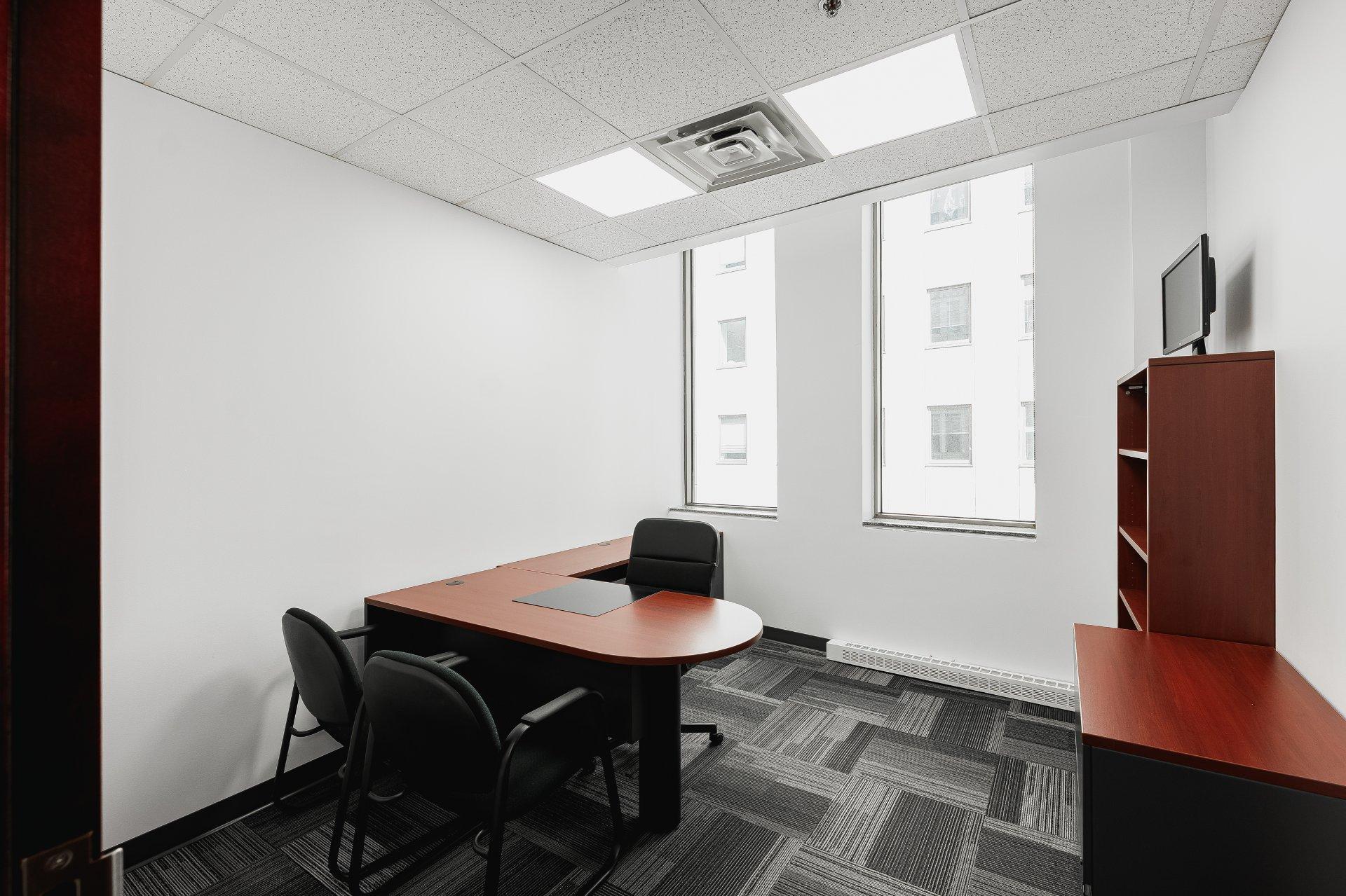 









215


Rue St-Jacques

, 700-1,
Montréal (Ville-Marie),




QC
H2Y1M6


