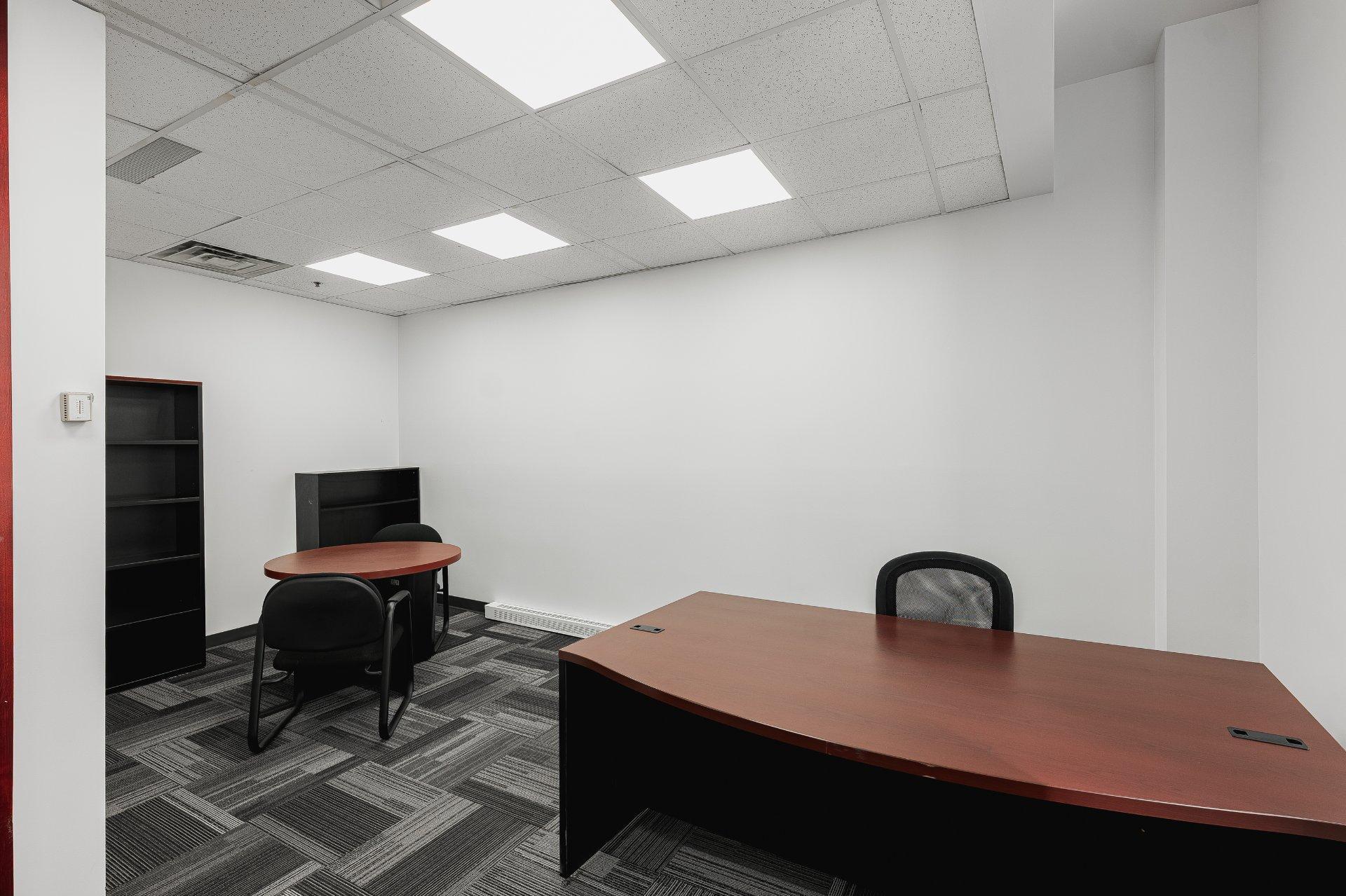 









215


Rue St-Jacques

, 700-3,
Montréal (Ville-Marie),




QC
H2Y1M6

