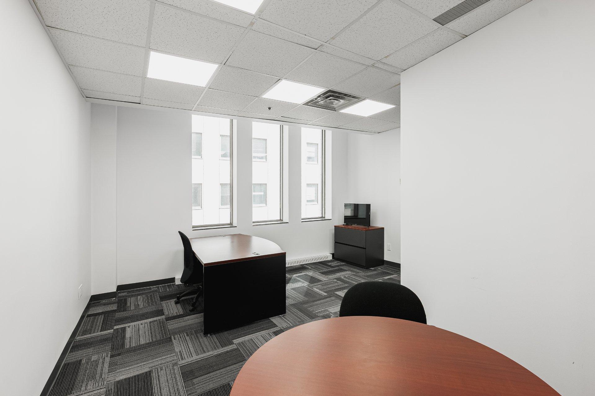 









215


Rue St-Jacques

, 700-3,
Montréal (Ville-Marie),




QC
H2Y1M6

