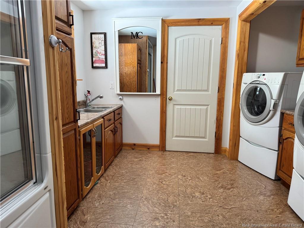 









69


Augustin Nord

,
Neguac,




NB
E9G 1A9

