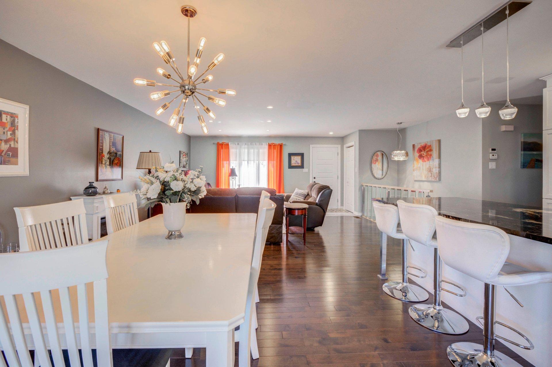 









2596


Route 219

,
Saint-Jean-sur-Richelieu,




QC
J2Y1H6

