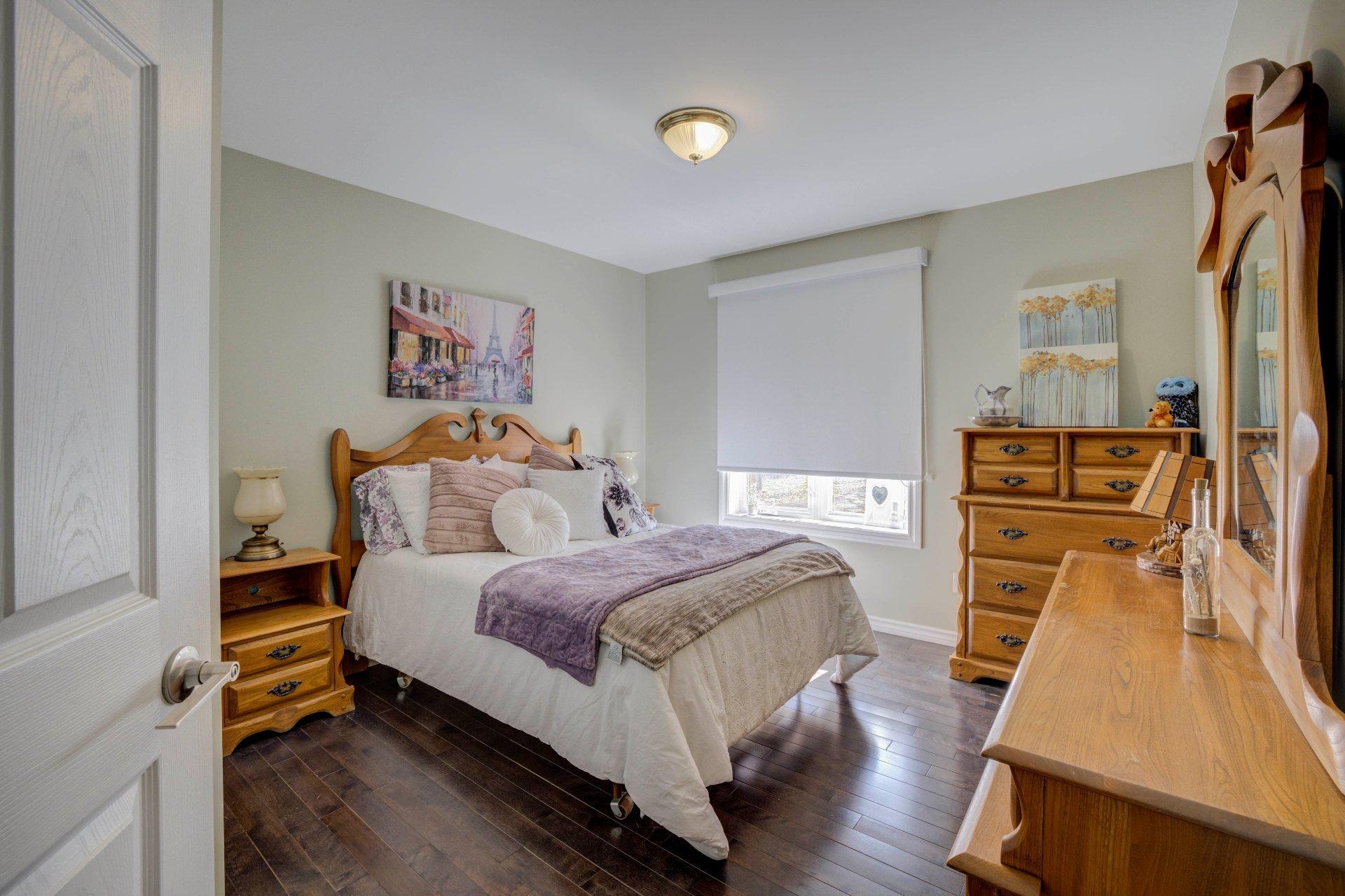 









2596


Route 219

,
Saint-Jean-sur-Richelieu,




QC
J2Y1H6

