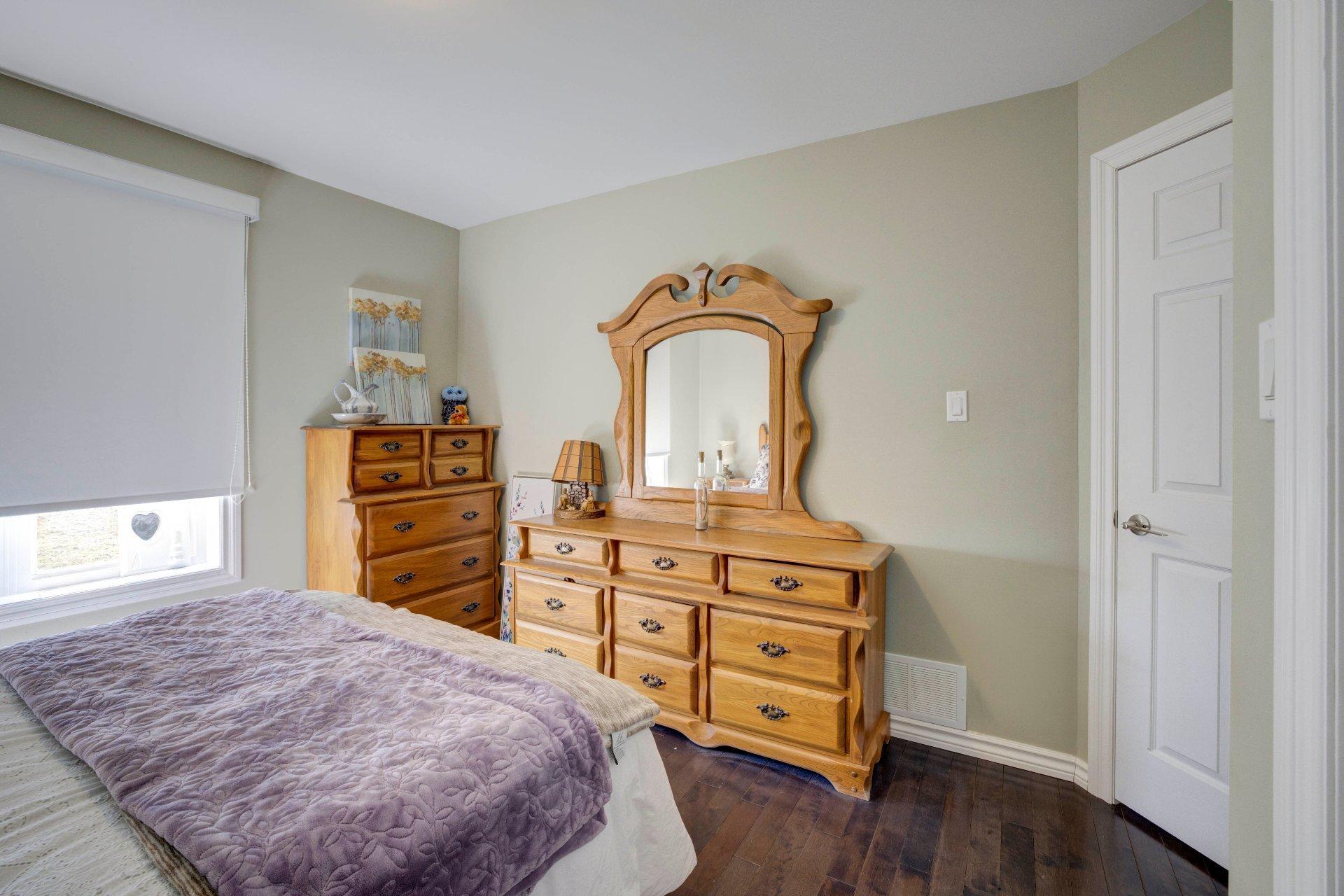









2596


Route 219

,
Saint-Jean-sur-Richelieu,




QC
J2Y1H6

