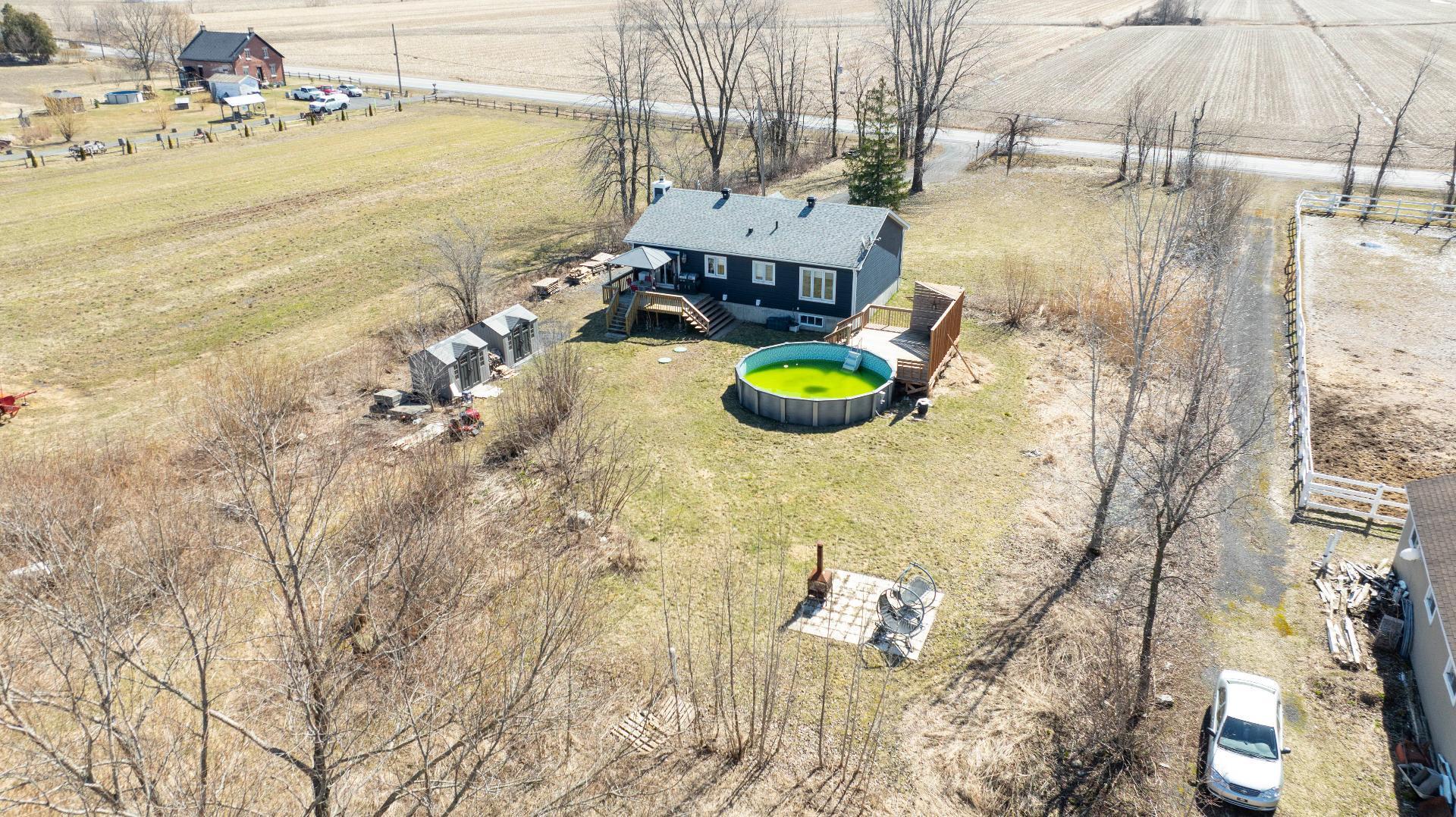 









2596


Route 219

,
Saint-Jean-sur-Richelieu,




QC
J2Y1H6

