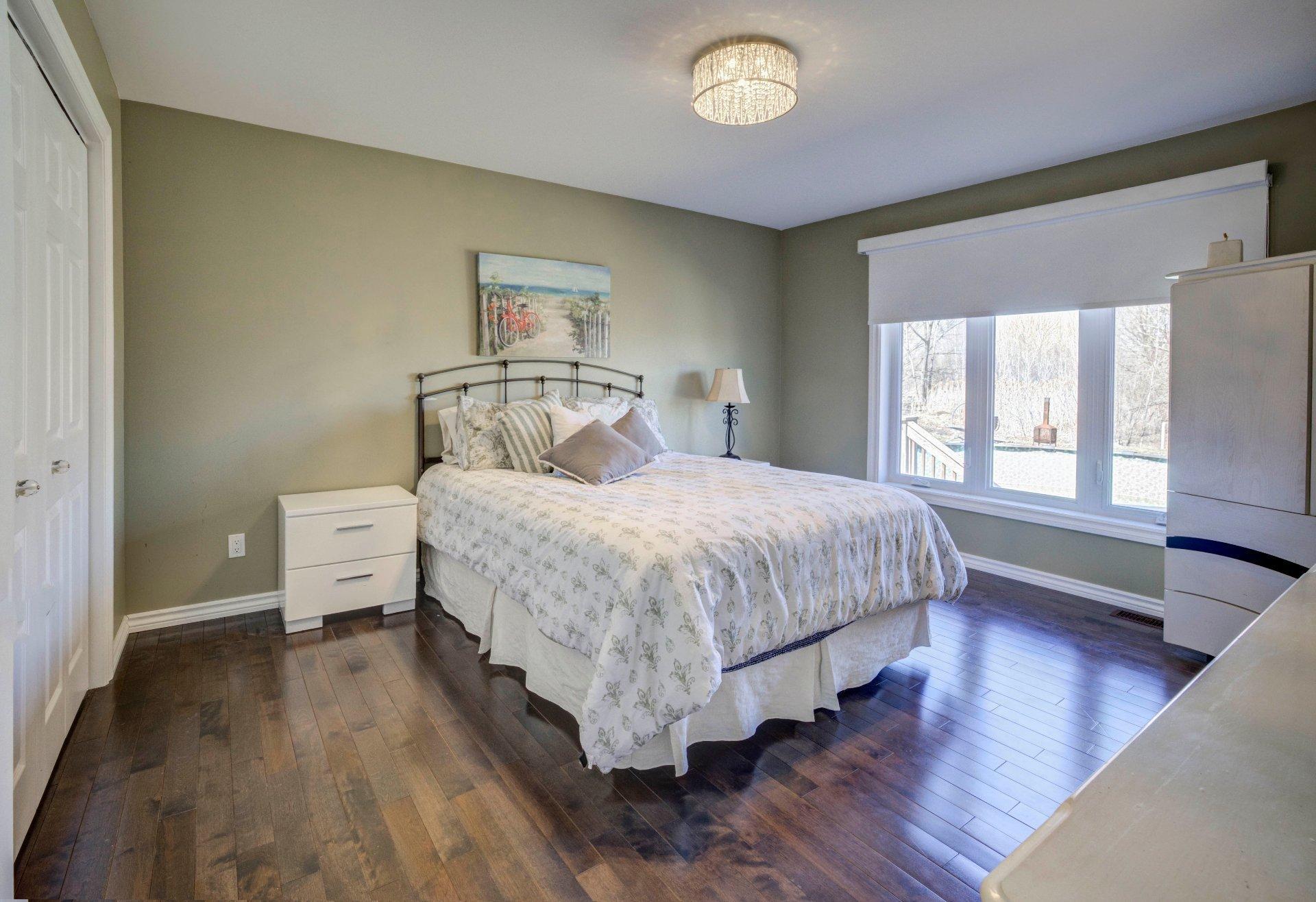 









2596


Route 219

,
Saint-Jean-sur-Richelieu,




QC
J2Y1H6

