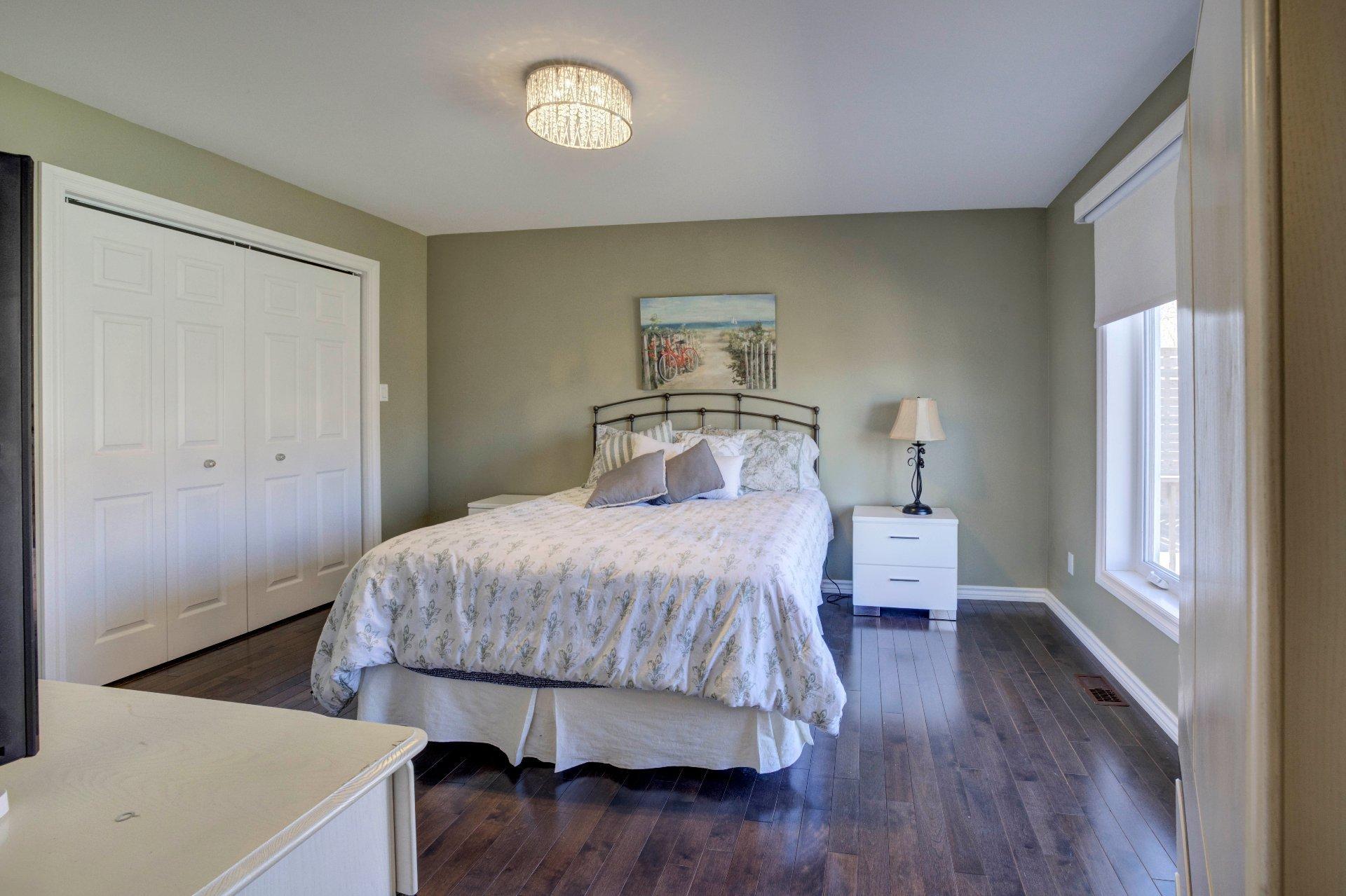 









2596


Route 219

,
Saint-Jean-sur-Richelieu,




QC
J2Y1H6

