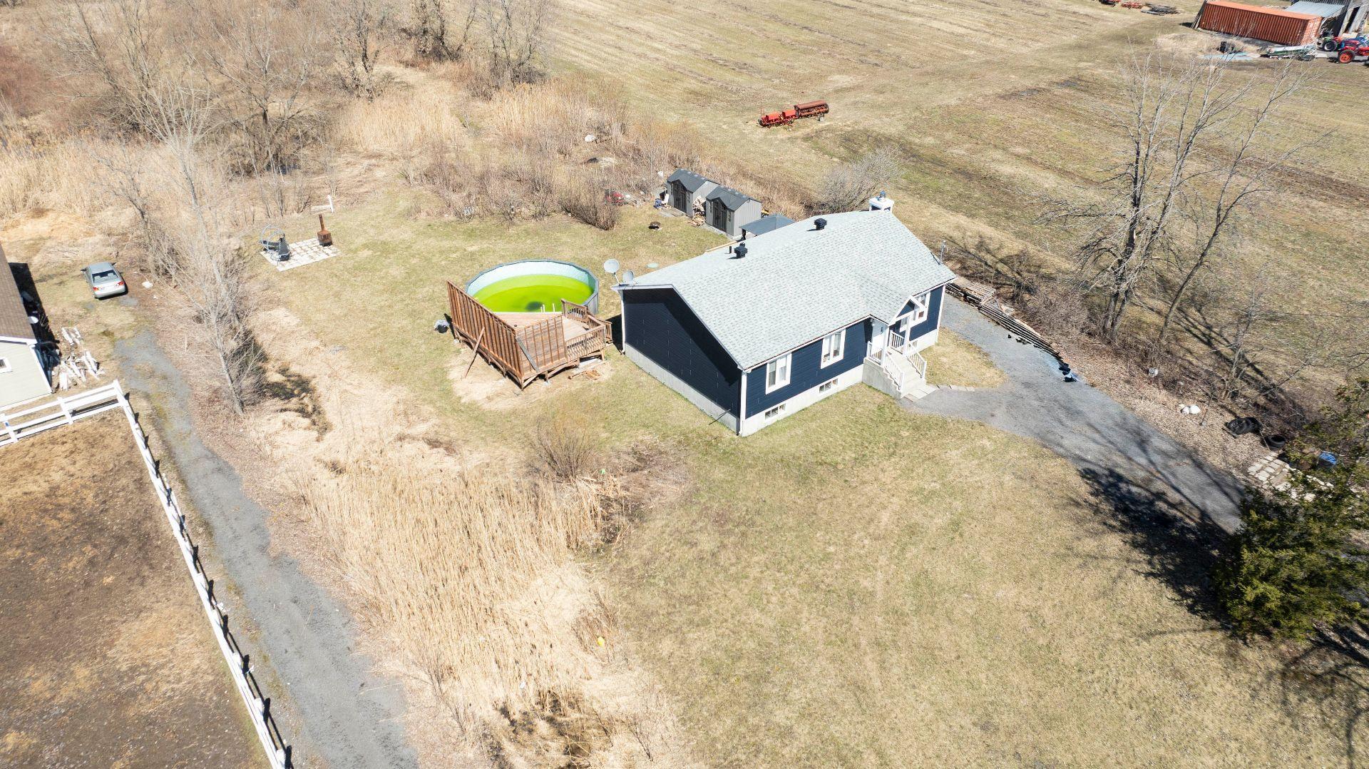 









2596


Route 219

,
Saint-Jean-sur-Richelieu,




QC
J2Y1H6

