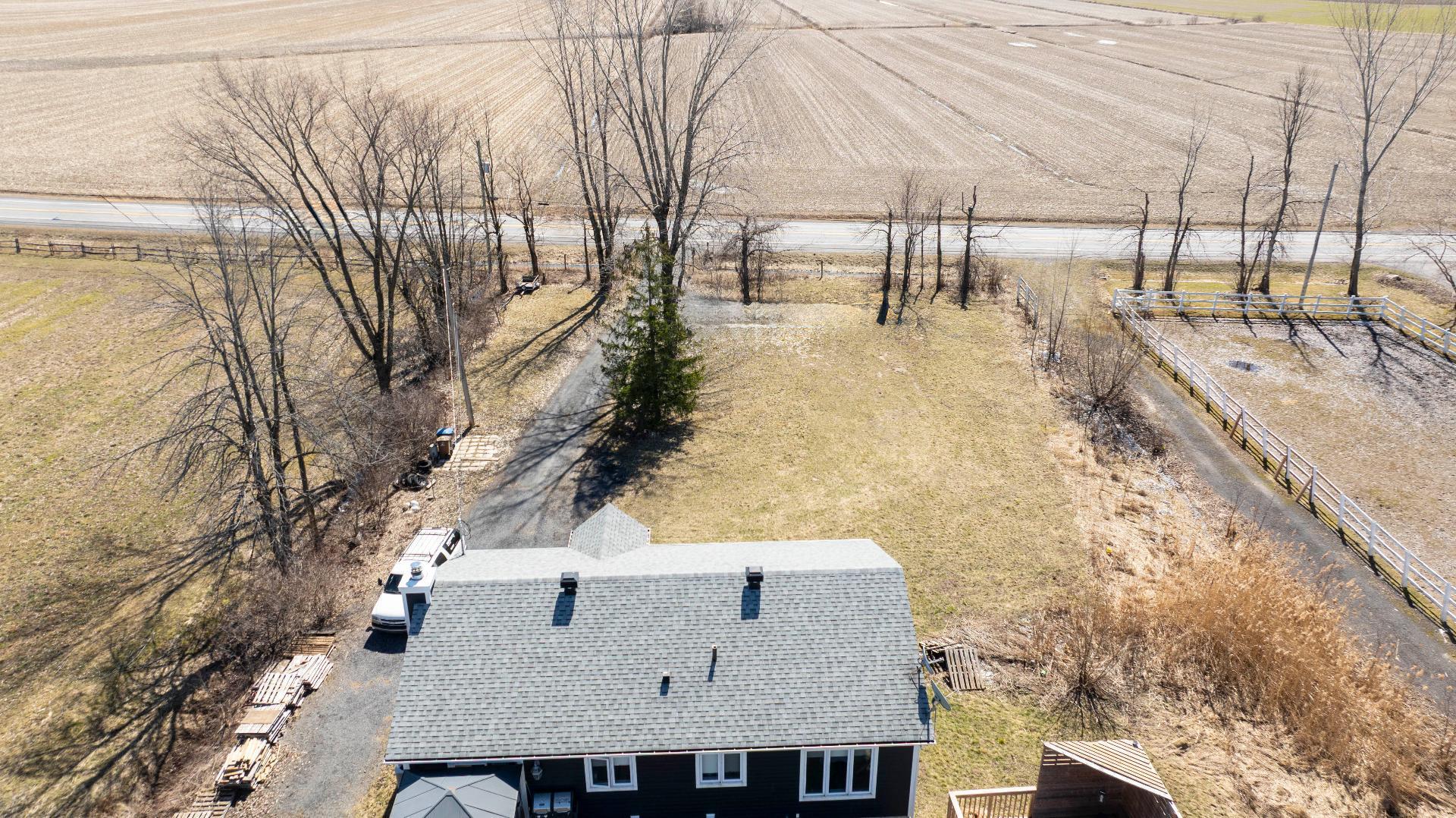 









2596


Route 219

,
Saint-Jean-sur-Richelieu,




QC
J2Y1H6

