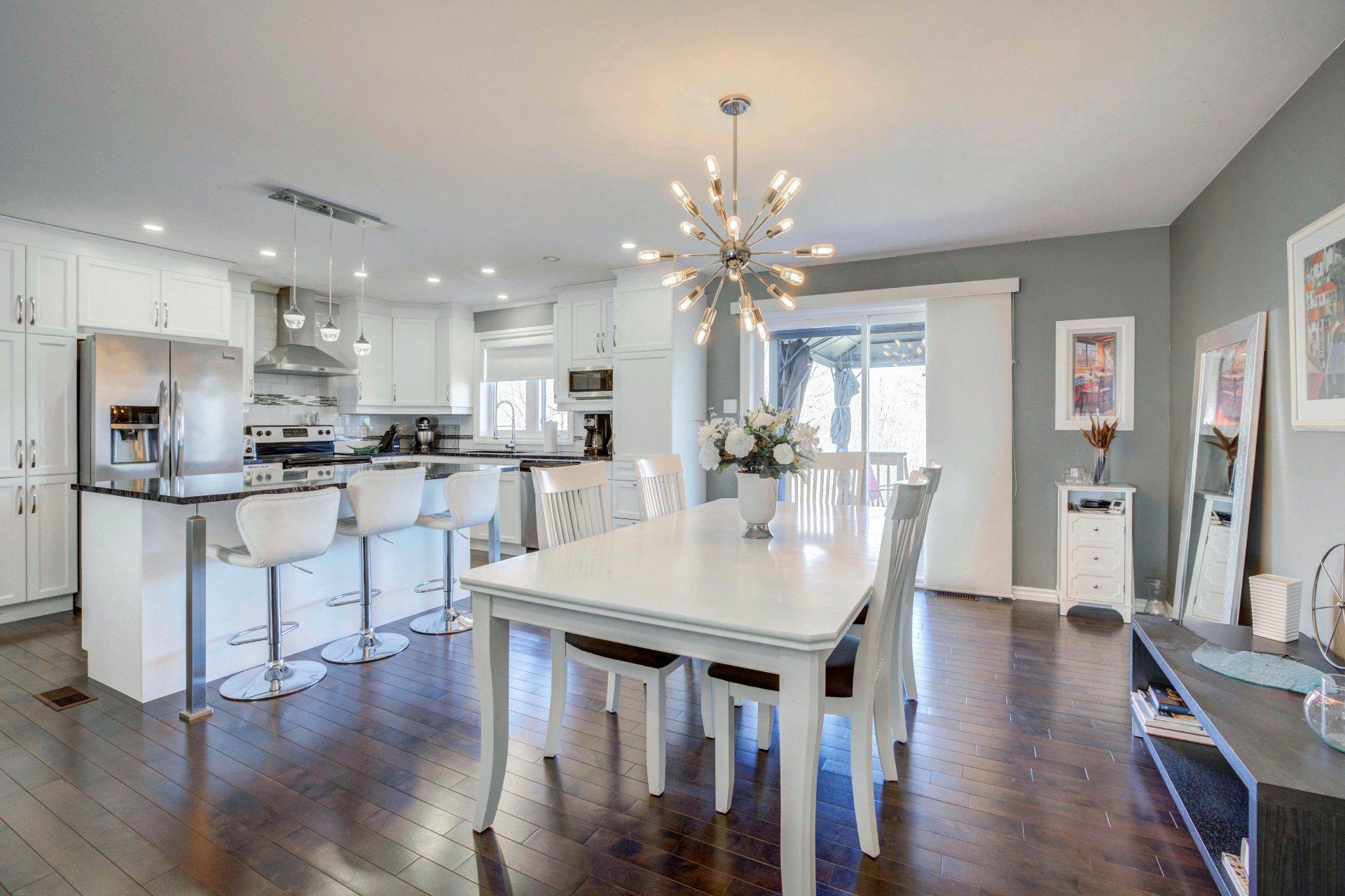 









2596


Route 219

,
Saint-Jean-sur-Richelieu,




QC
J2Y1H6

