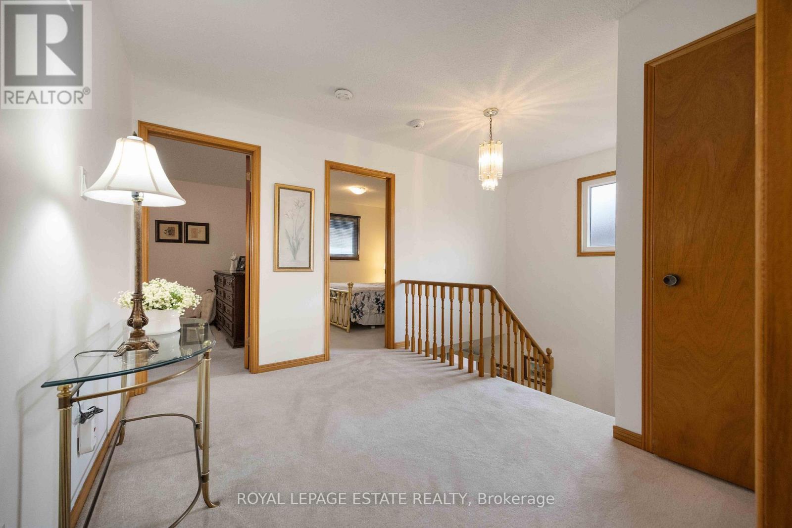 












124 GLEN SHIELDS AVENUE

,
Vaughan,




Ontario
L4K1T6

