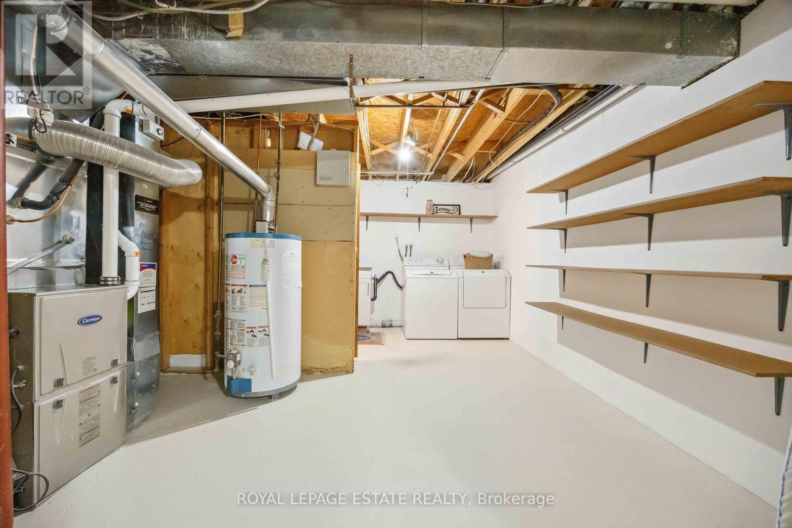 












124 GLEN SHIELDS AVENUE

,
Vaughan,




Ontario
L4K1T6

