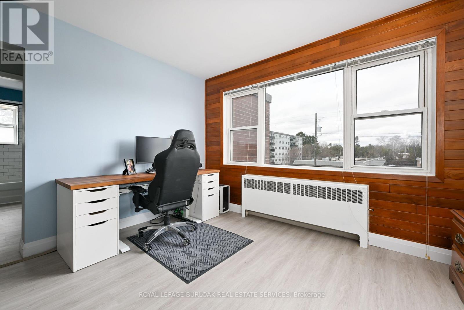 












11 - 2418 NEW STREET

,
Burlington,




Ontario
L7R1J6

