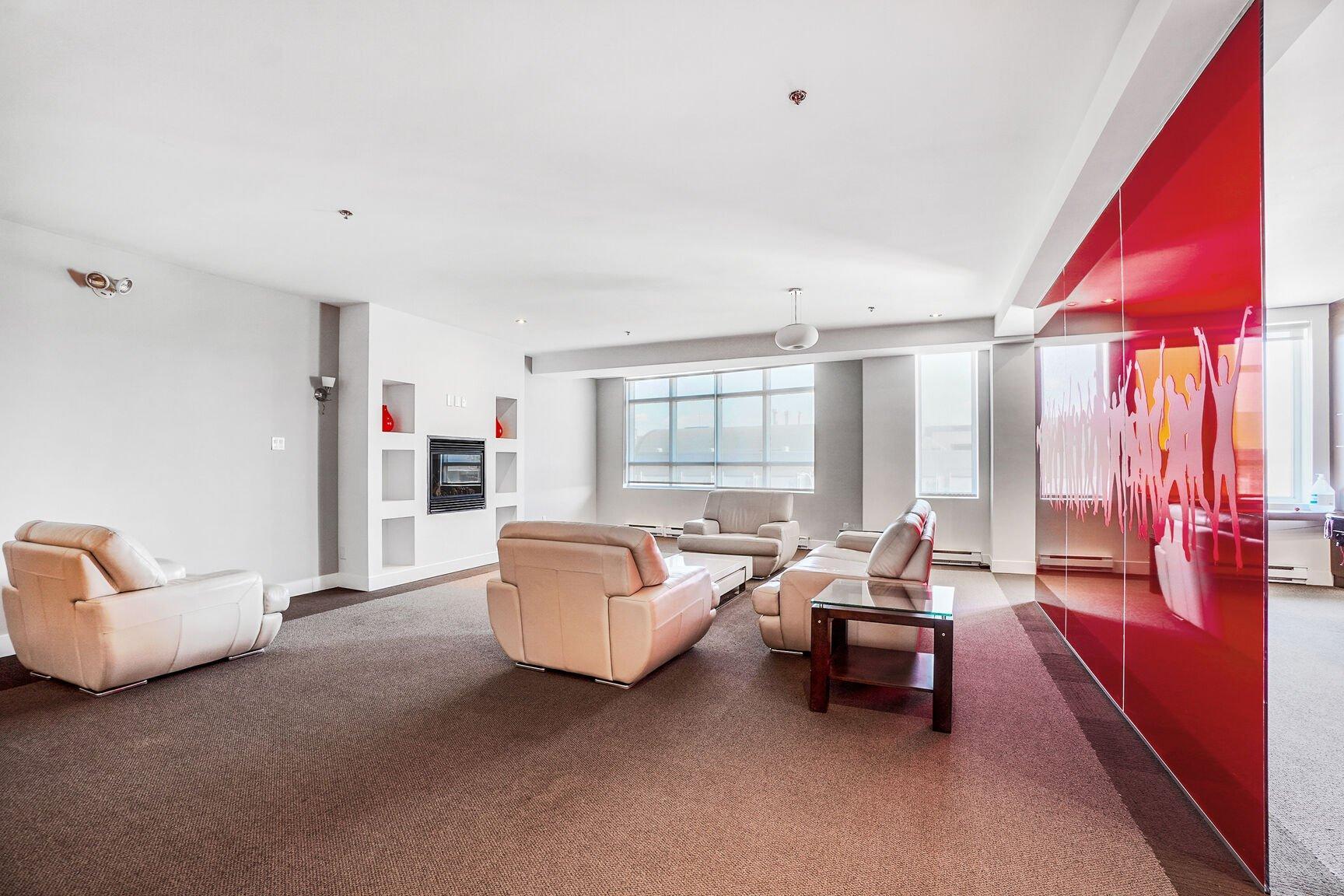 









2160


Av. Terry-Fox

, 216,
Laval (Chomedey),




QC
H7T3B7


