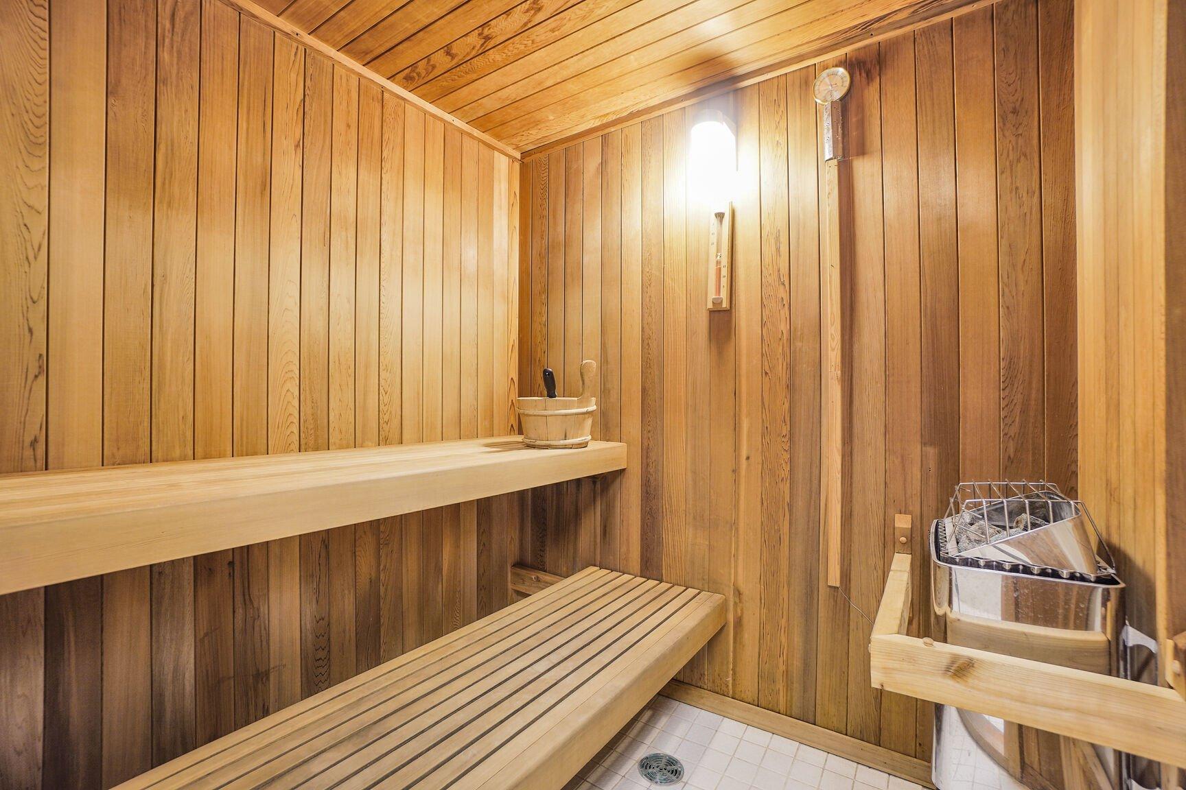 









2160


Av. Terry-Fox

, 216,
Laval (Chomedey),




QC
H7T3B7

