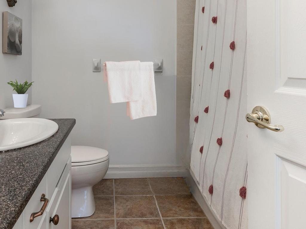 












203 767 Parkland Drive

,
Halifax,




NS
B3S 1T1

