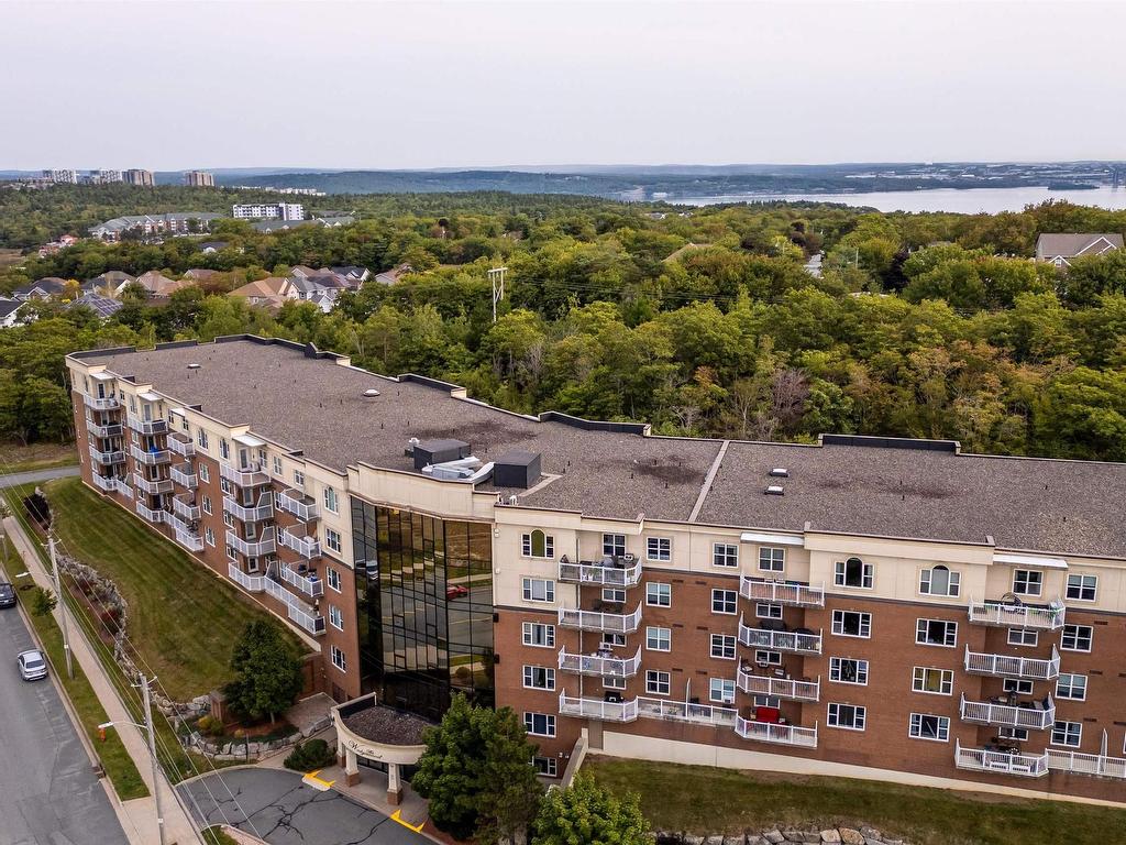












203 767 Parkland Drive

,
Halifax,




NS
B3S 1T1

