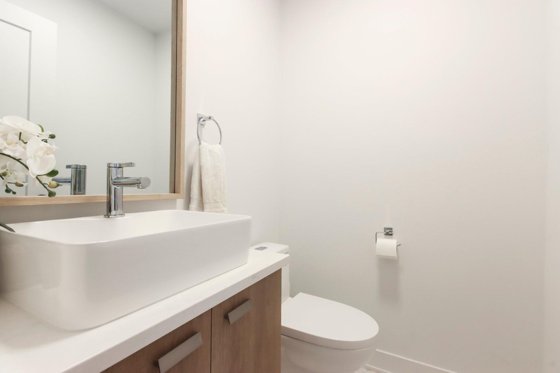 









911


Rue du Ruisseau

,
Farnham,




QC
J2N0T2

