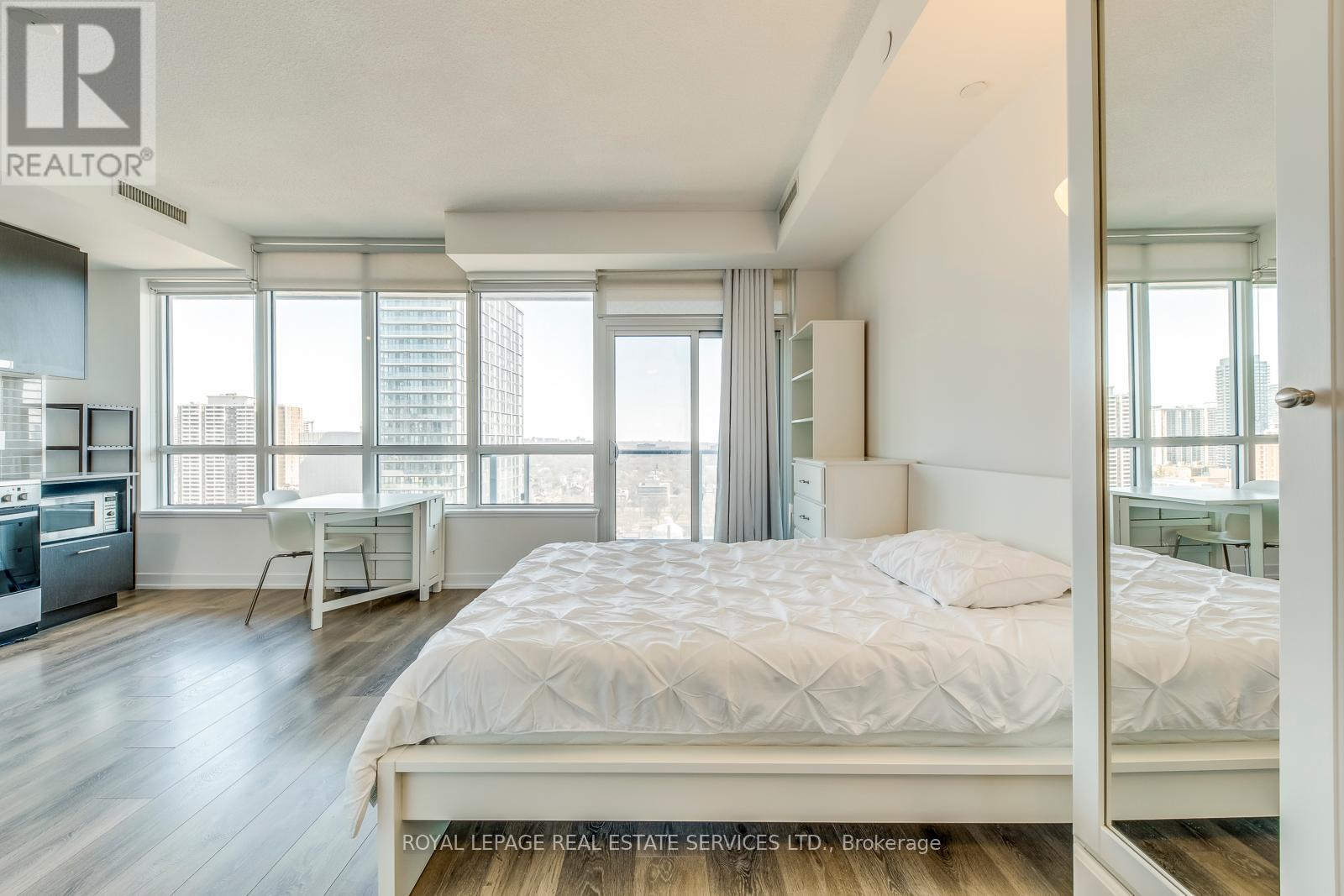 












2408 - 365 CHURCH STREET

,
Toronto,




Ontario
M5B1H6

