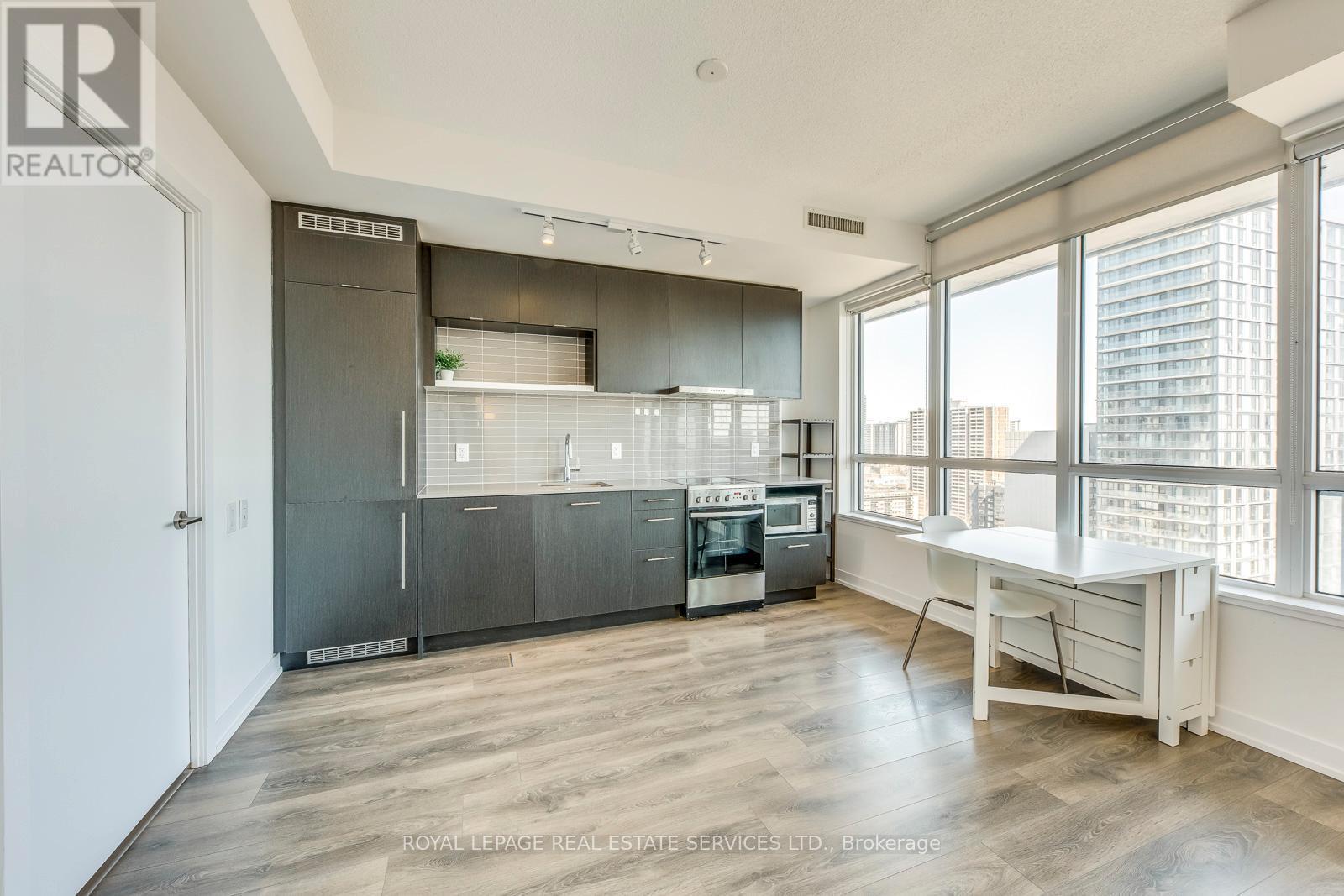 












2408 - 365 CHURCH STREET

,
Toronto,




Ontario
M5B1H6

