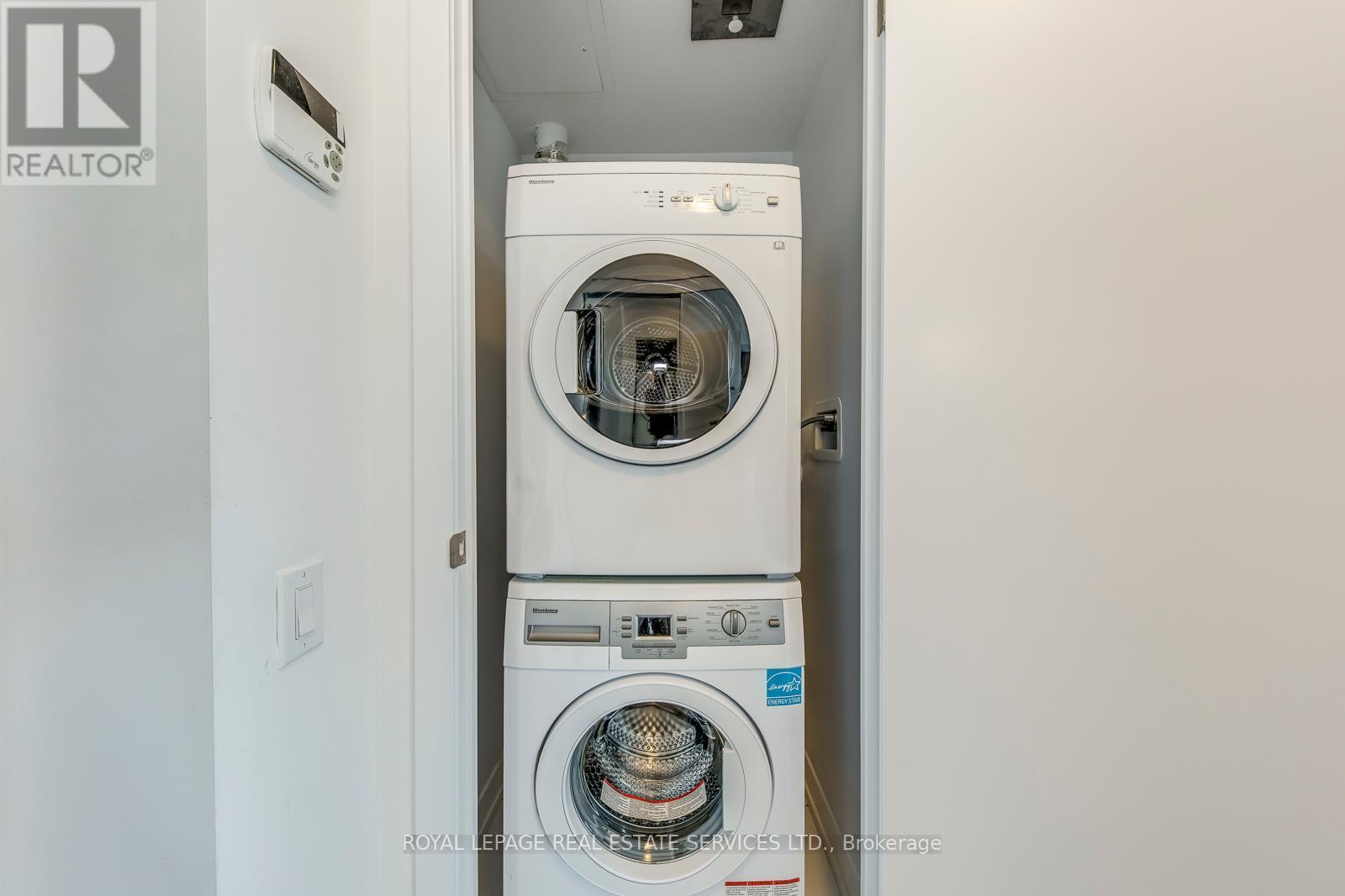 












2408 - 365 CHURCH STREET

,
Toronto,




Ontario
M5B1H6

