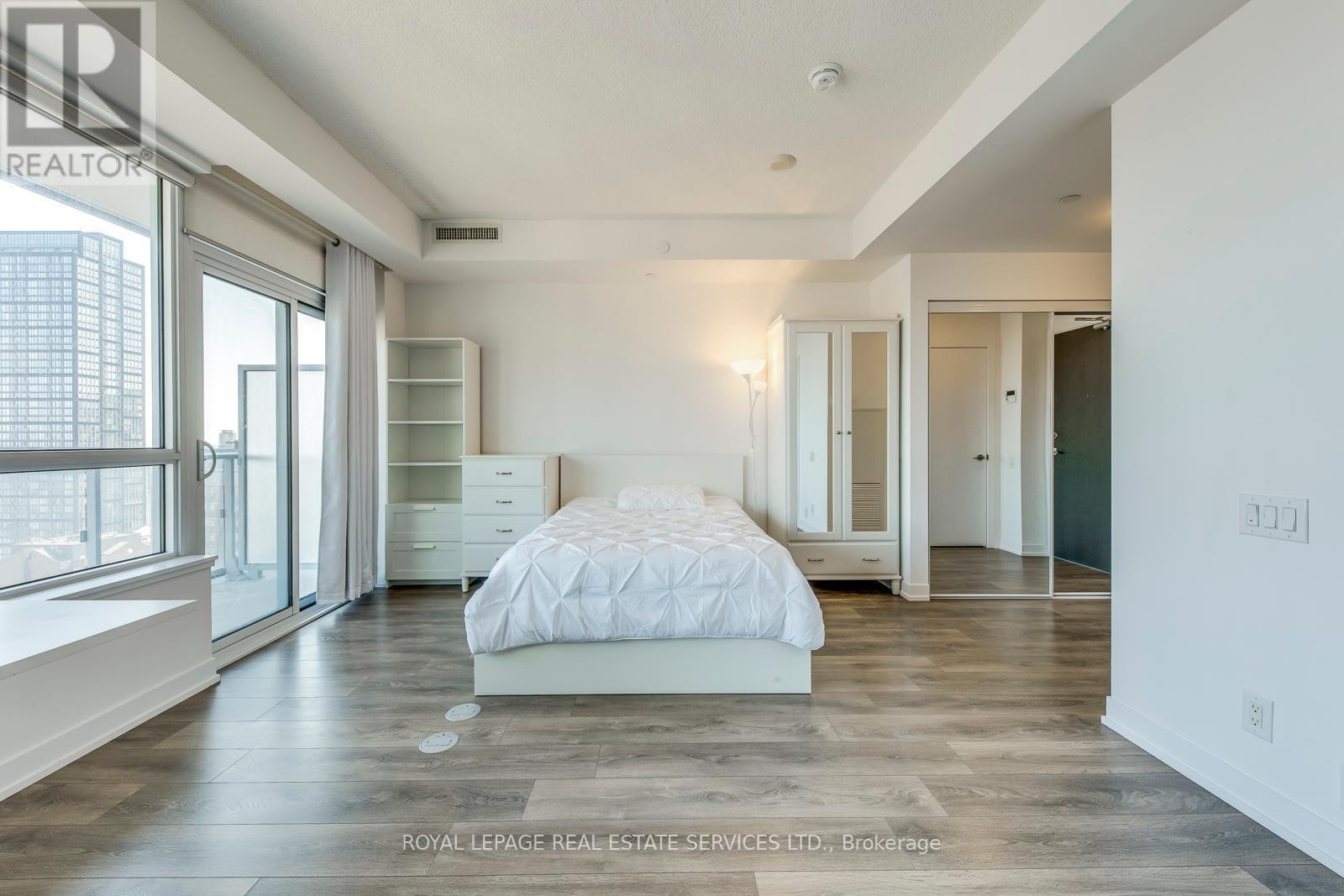 












2408 - 365 CHURCH STREET

,
Toronto,




Ontario
M5B1H6

