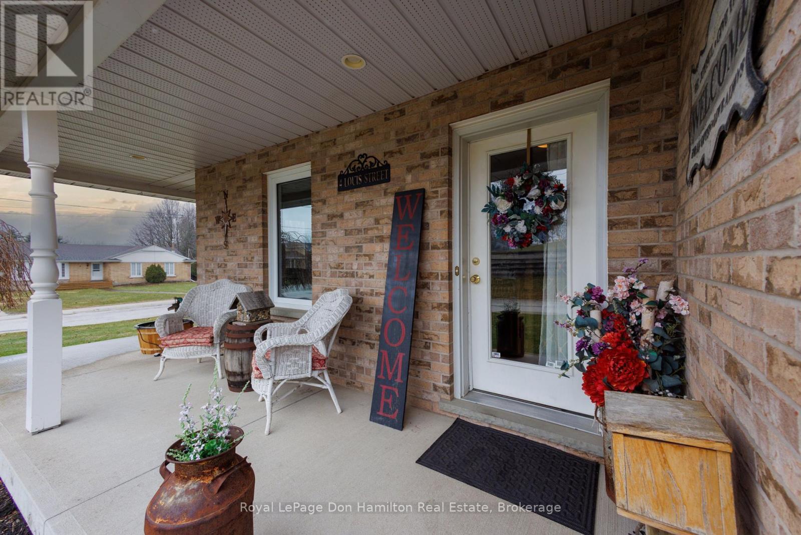 












4 LOUIS STREET

,
South Bruce,




Ontario
N0G2J0

