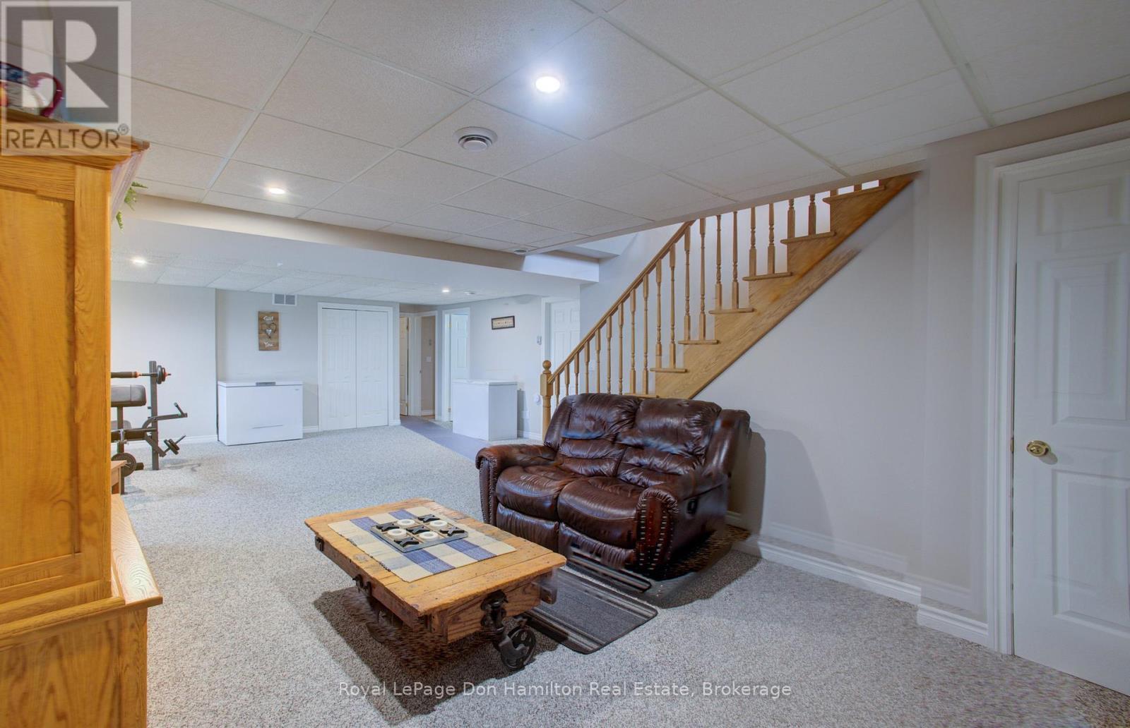 












4 LOUIS STREET

,
South Bruce,




Ontario
N0G2J0

