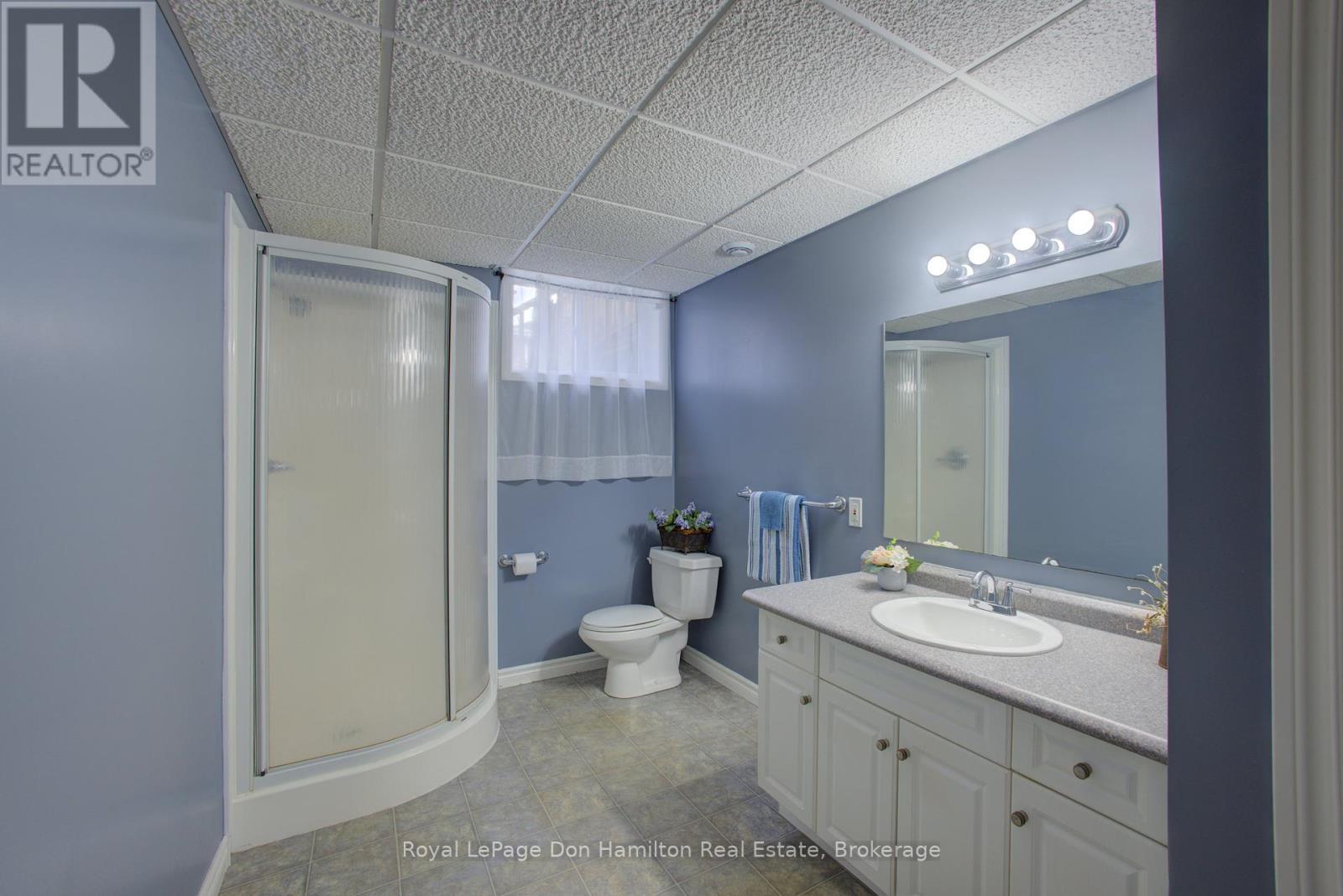 












4 LOUIS STREET

,
South Bruce,




Ontario
N0G2J0

