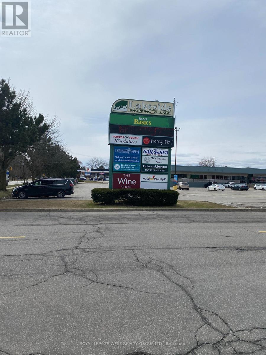 












5 - 5381 LAKESHORE ROAD

,
Burlington,




Ontario
L7L1C8

