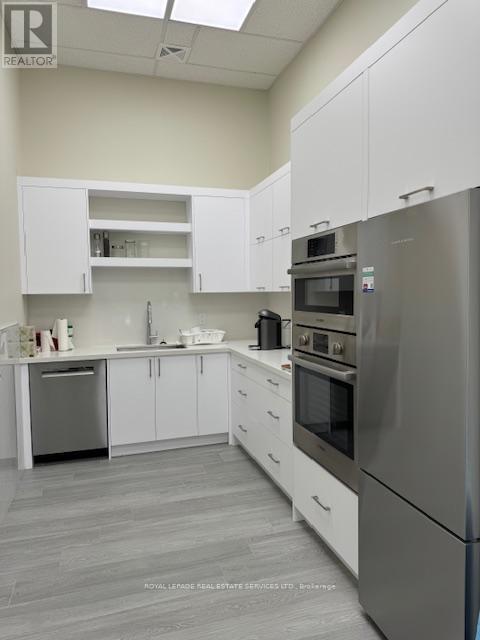 












24 - 5155 SPECTRUM WAY

,
Mississauga,




Ontario
L4W5A1

