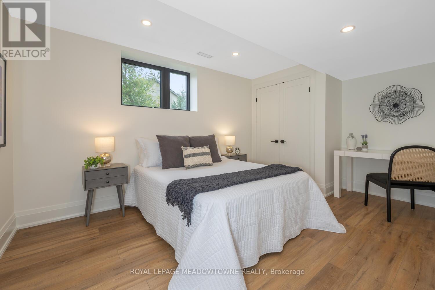 












363 ALBERT STREET

,
Guelph/Eramosa,




Ontario
N0B2K0

