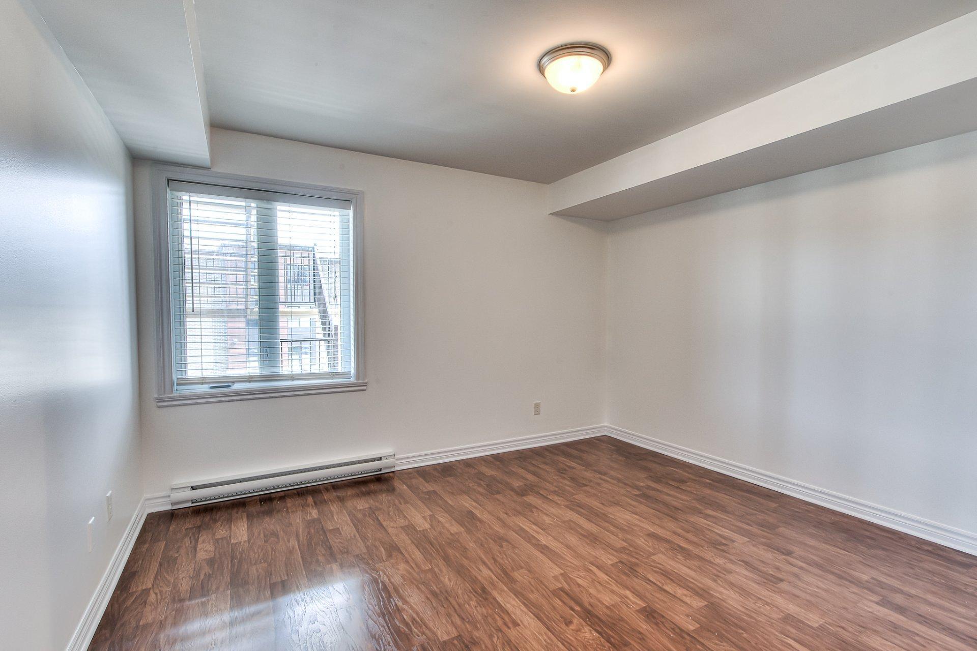 









2993


Rue Anna-De Noailles

,
Laval (Chomedey),




QC
H7P0G3

