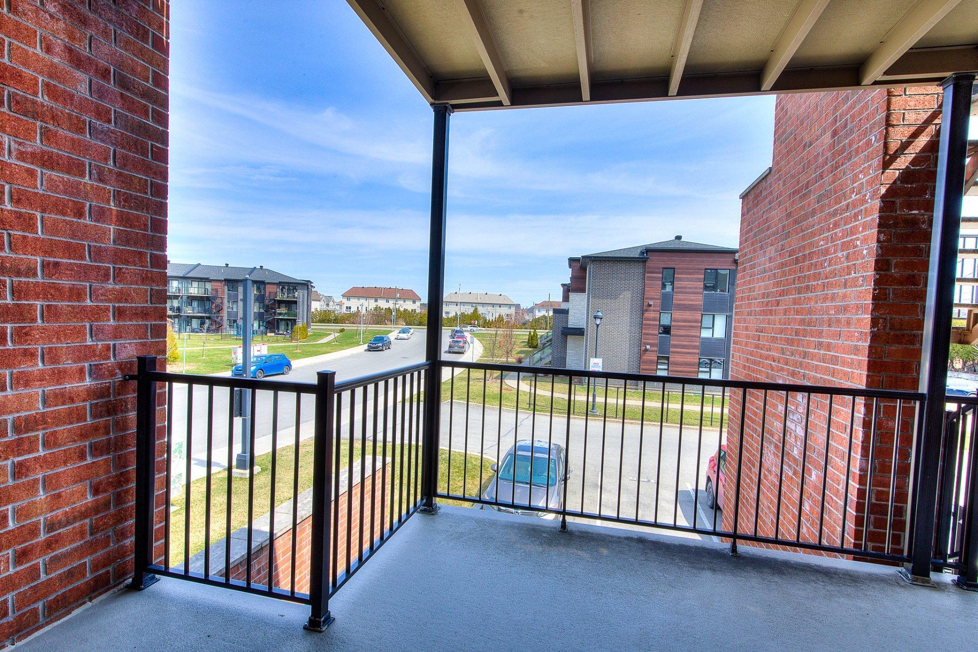 









2993


Rue Anna-De Noailles

,
Laval (Chomedey),




QC
H7P0G3

