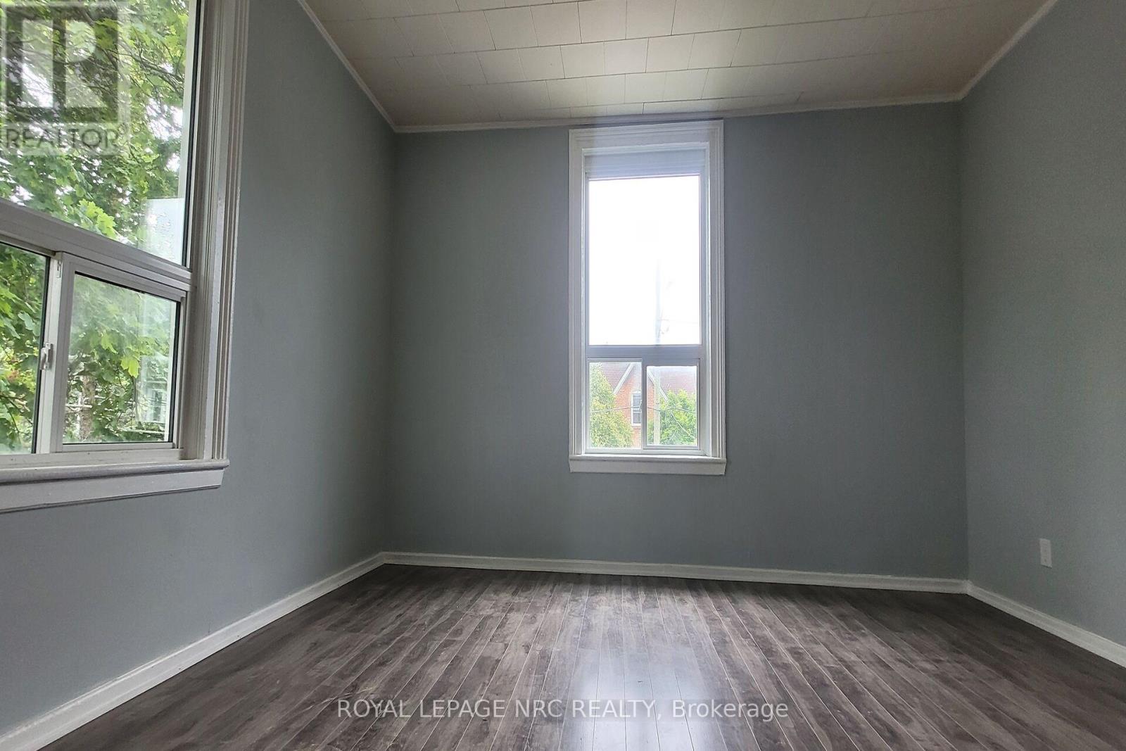 












2083 MAIN STREET N

,
Haldimand,




Ontario
N0A1J0

