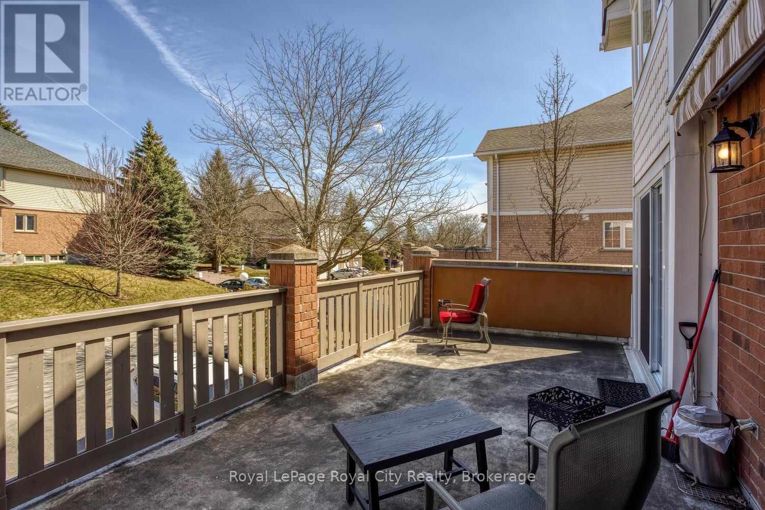 












37 - 941 GORDON STREET S

,
Guelph (Kortright West),




Ontario
N1G4R9

