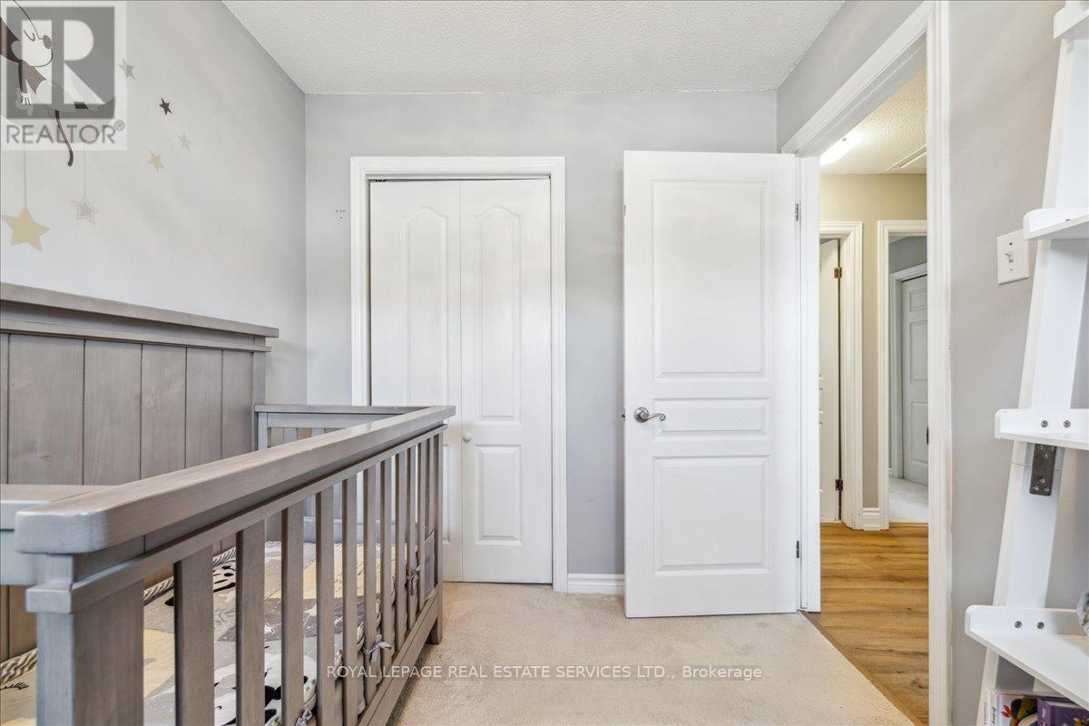 












2423 MOUNT FOREST DRIVE

,
Burlington,




Ontario
L7P1J6

