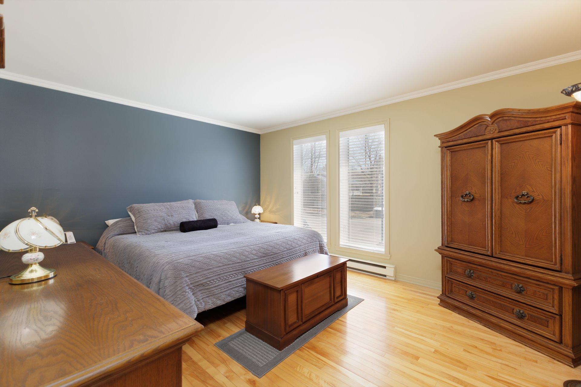 









3778


Av. Réal-Béland

,
Boisbriand,




QC
J7H1J5

