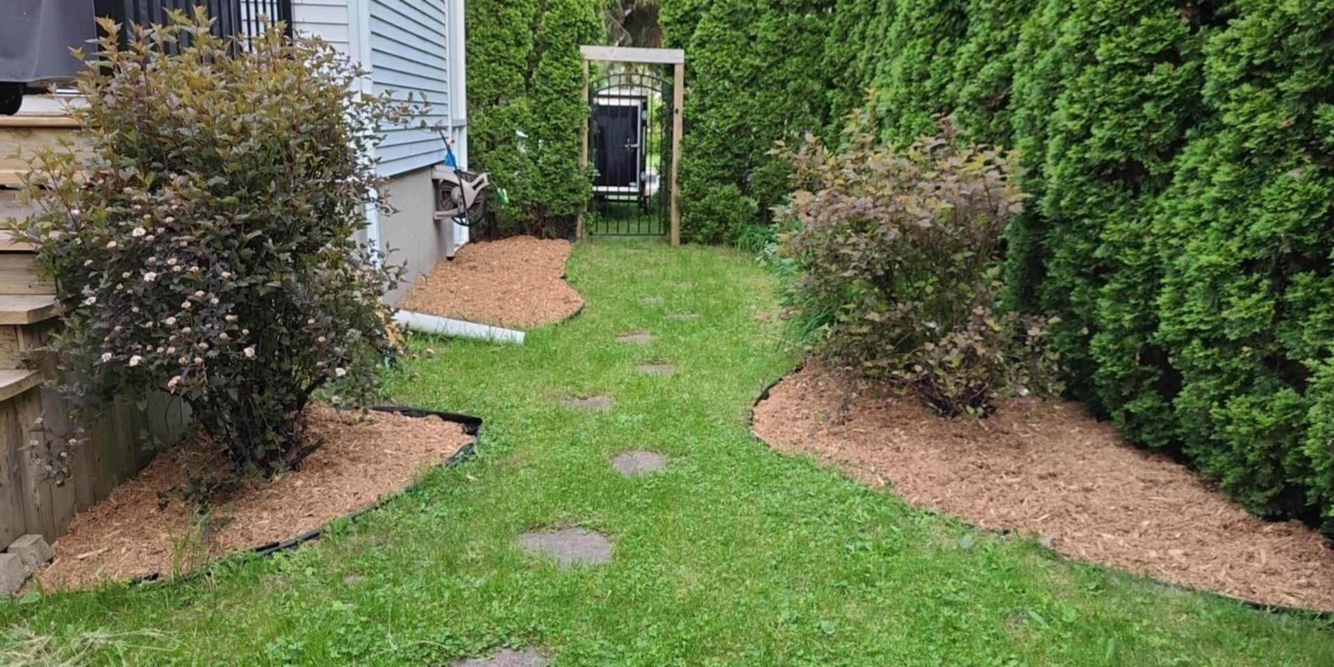 









3778


Av. Réal-Béland

,
Boisbriand,




QC
J7H1J5

