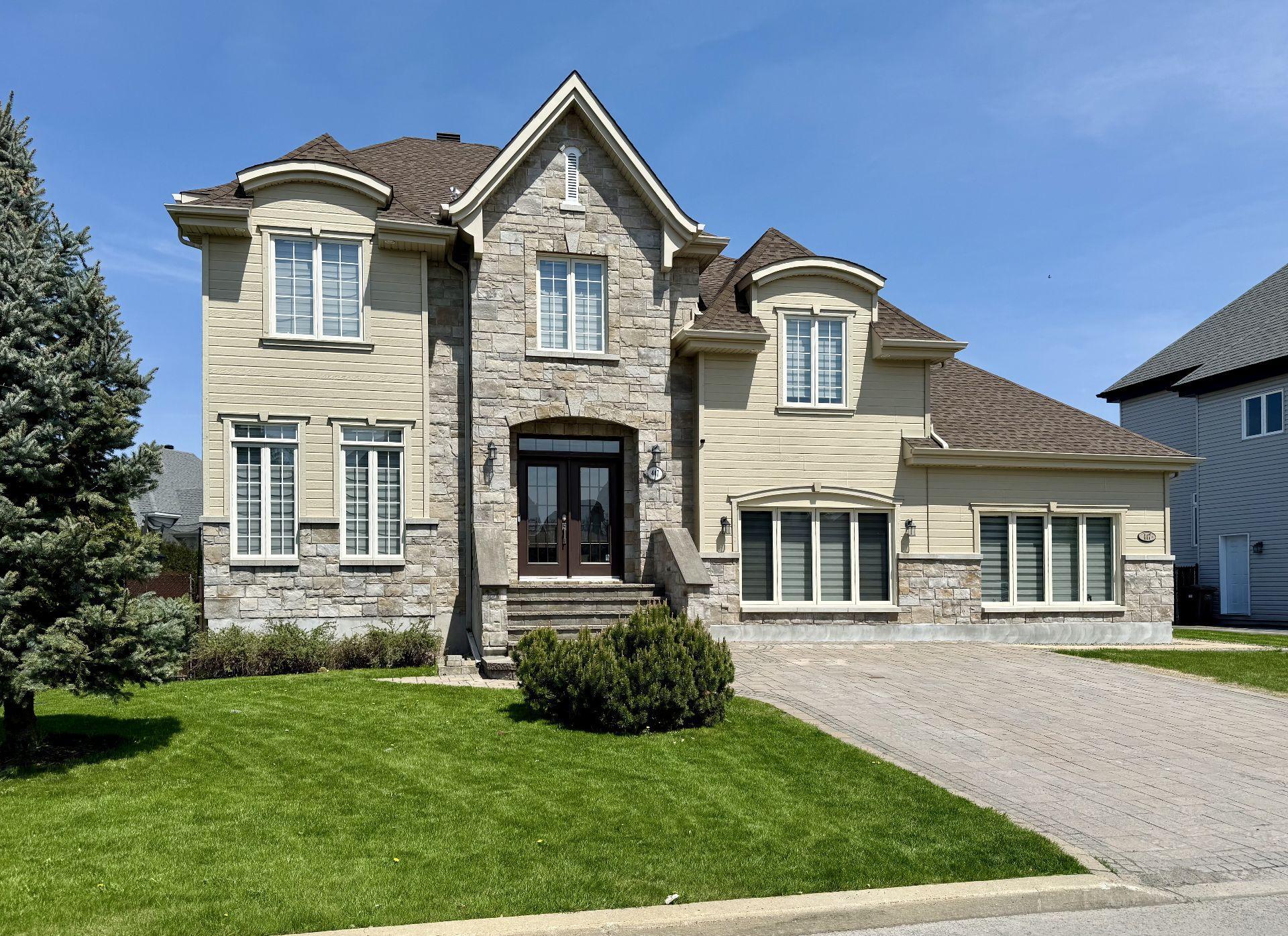 









447

 - 447A


Rue Pauline-Julien

,
Repentigny (Repentigny),




QC
J5Y0H3

